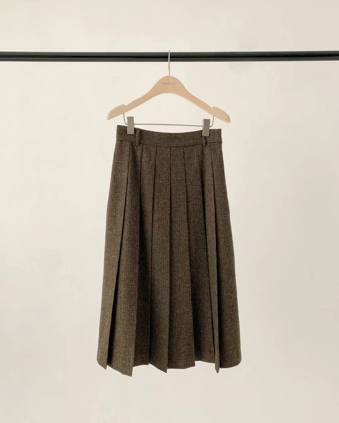 Ounce check wool pleats skirt