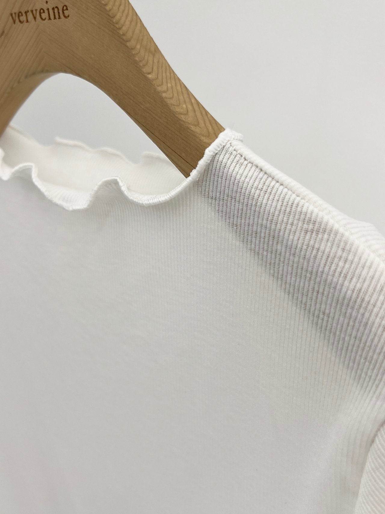 Aileen frill short sleeve T-2col