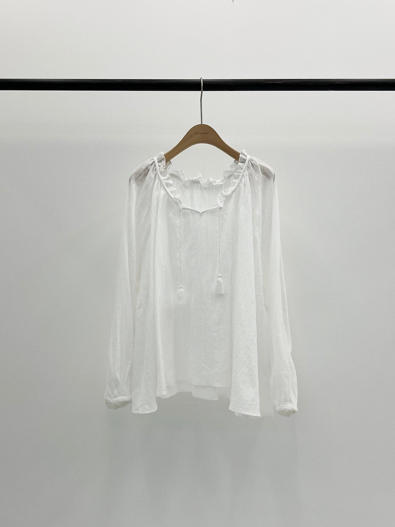 Lea tassel frill blouse