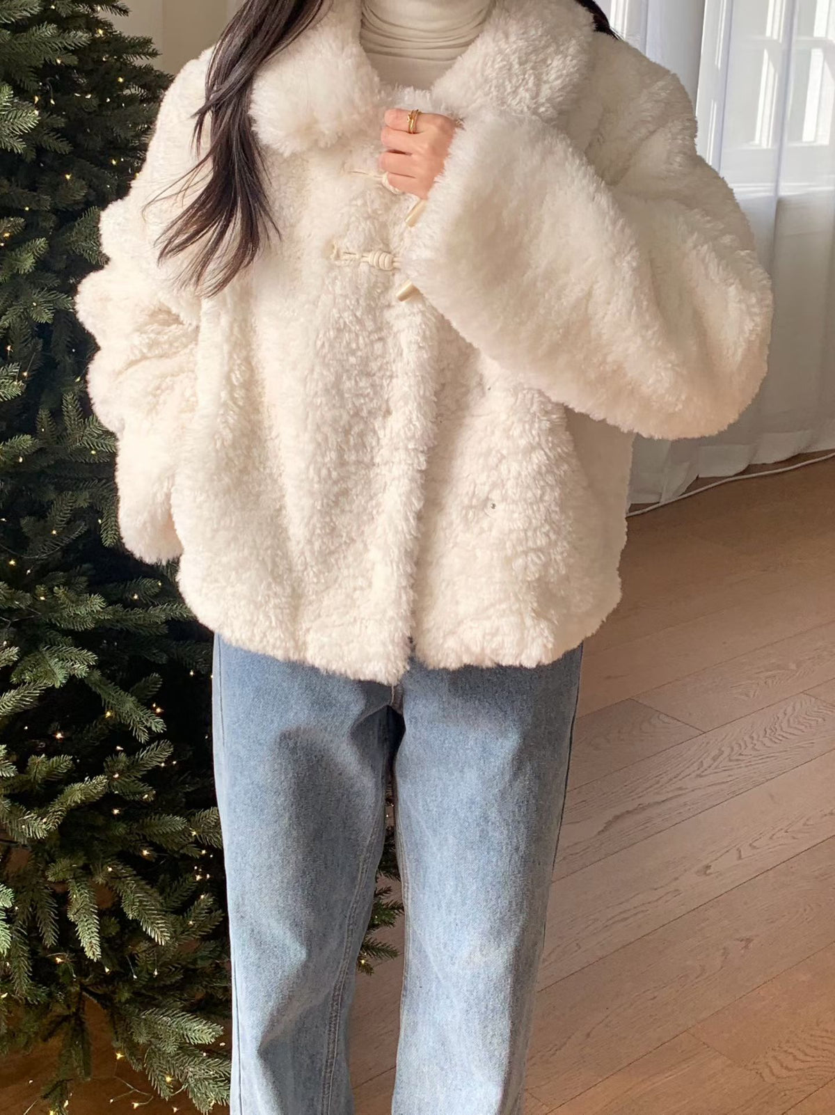 dear fur jacket-2col
