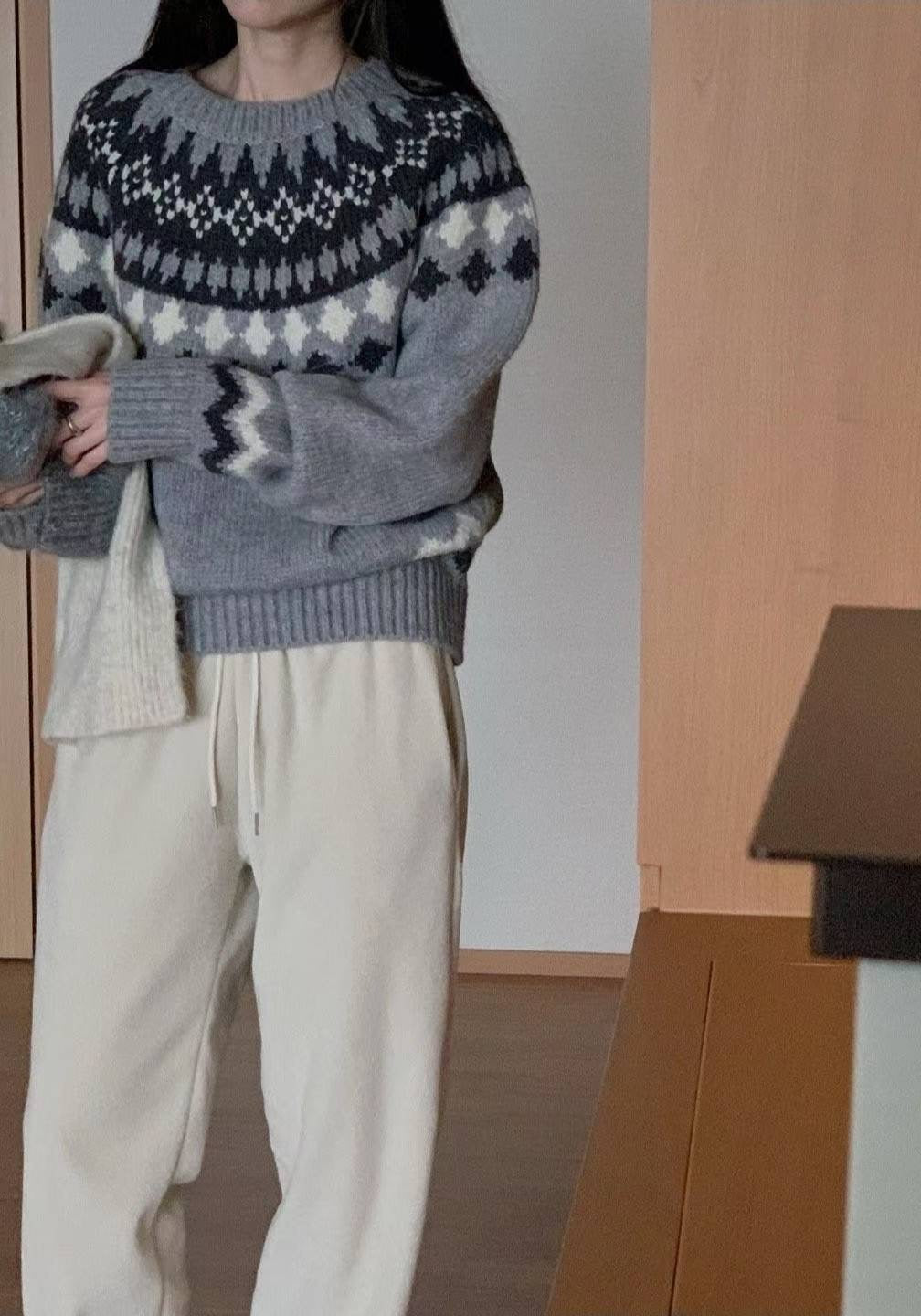 Flower punch knit-2col