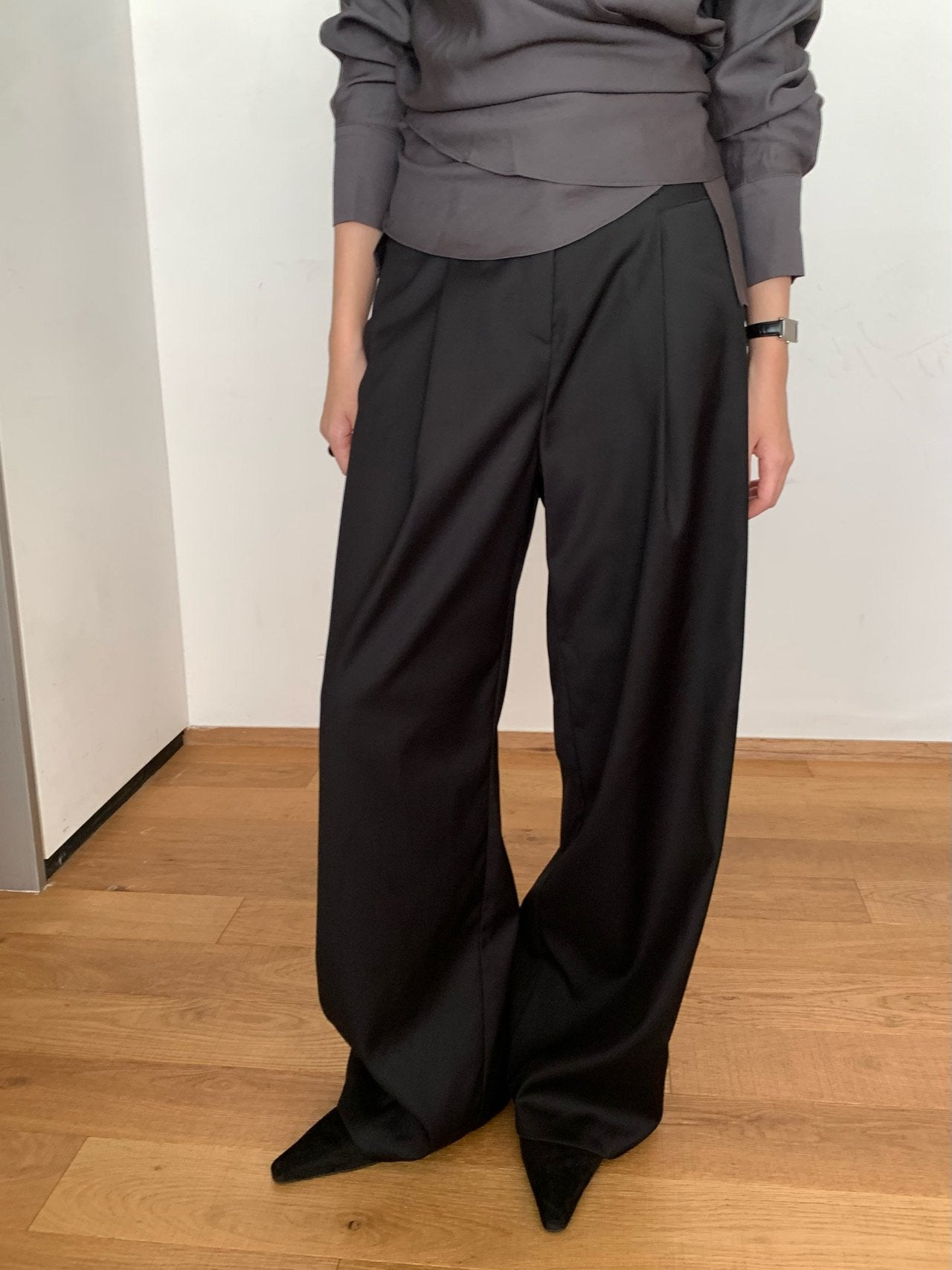 Root slacks-2col