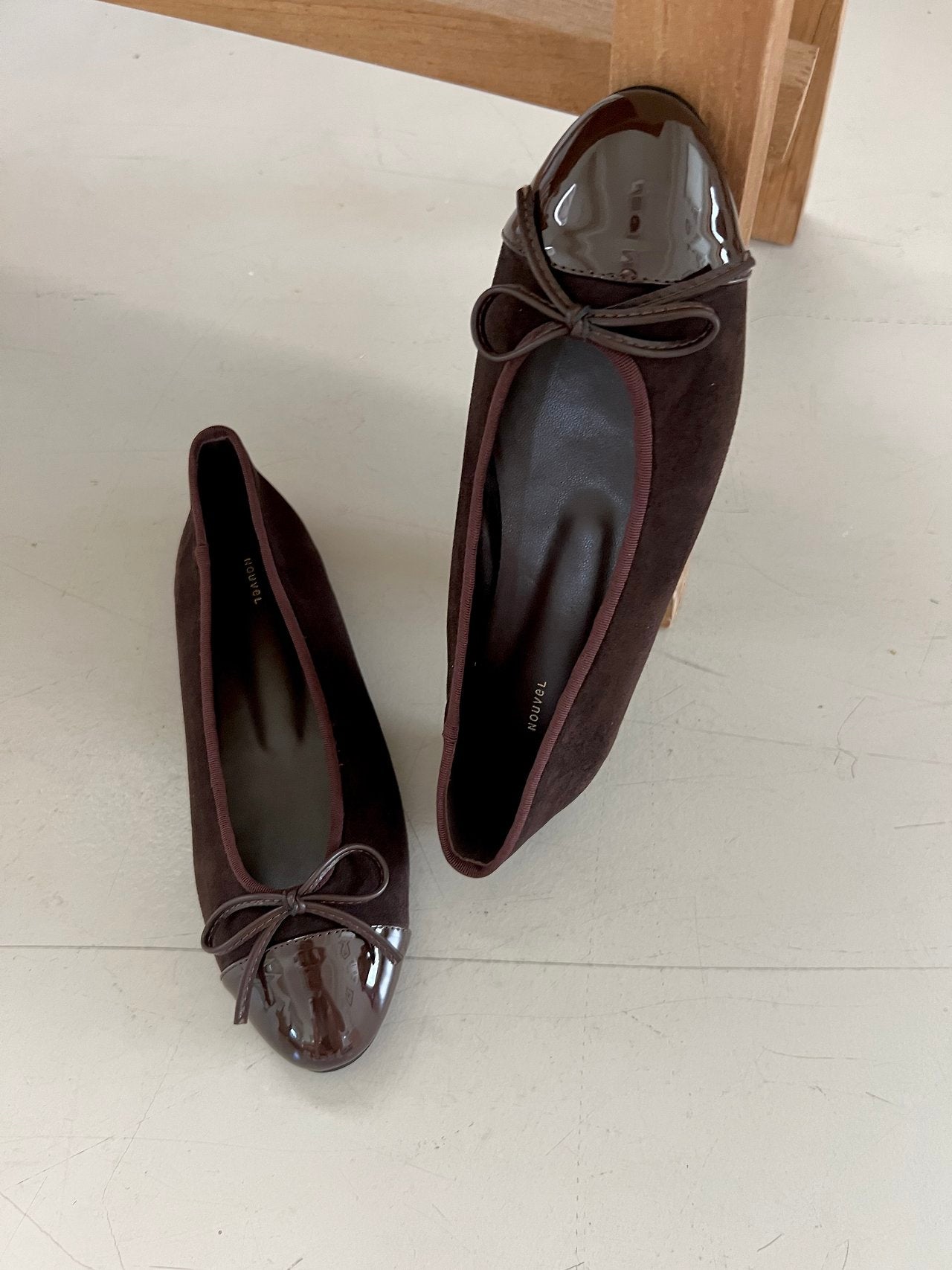 Autumn suede ribbon flats