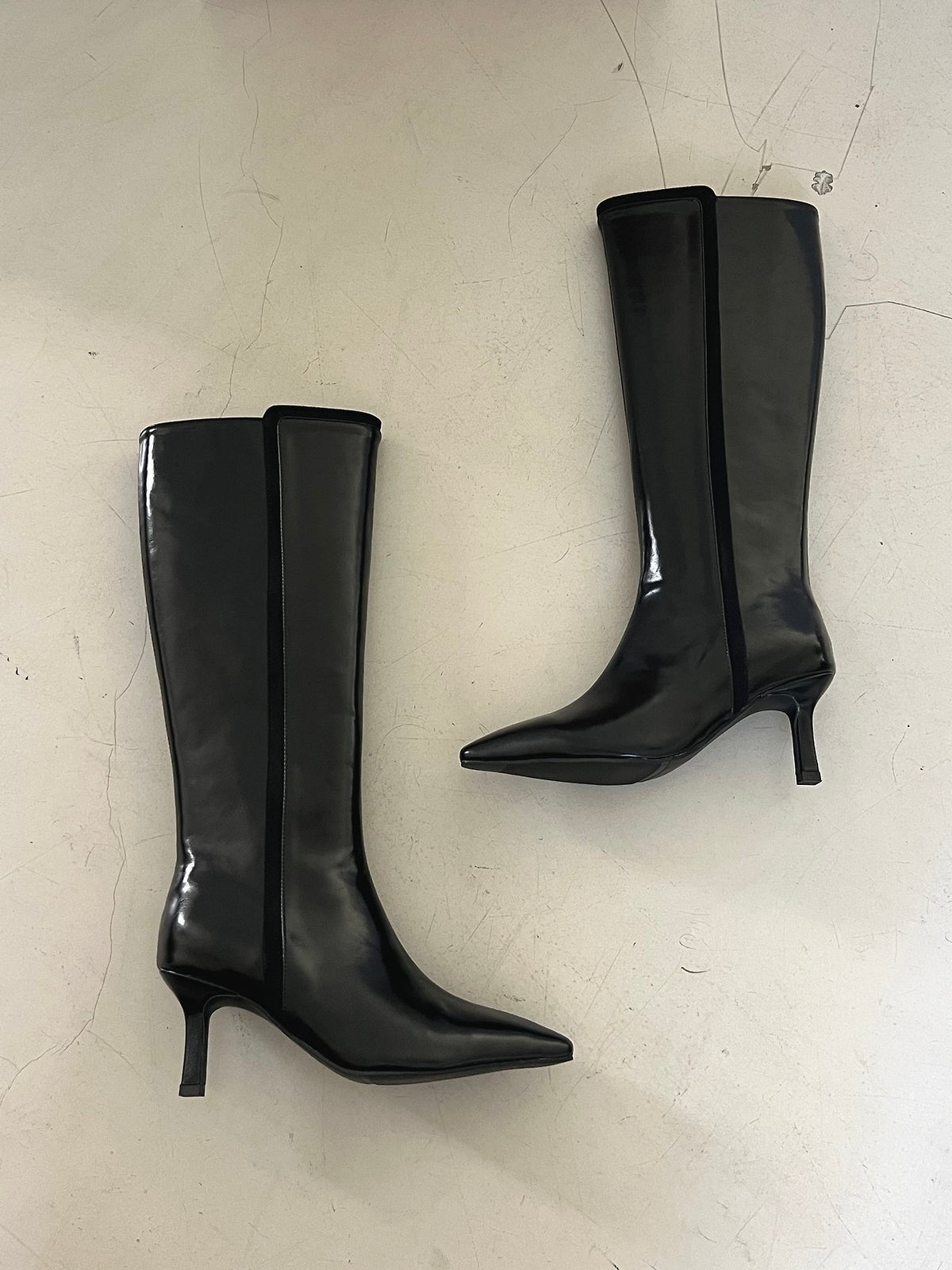 Binding Suede point 7cm Boots-2col
