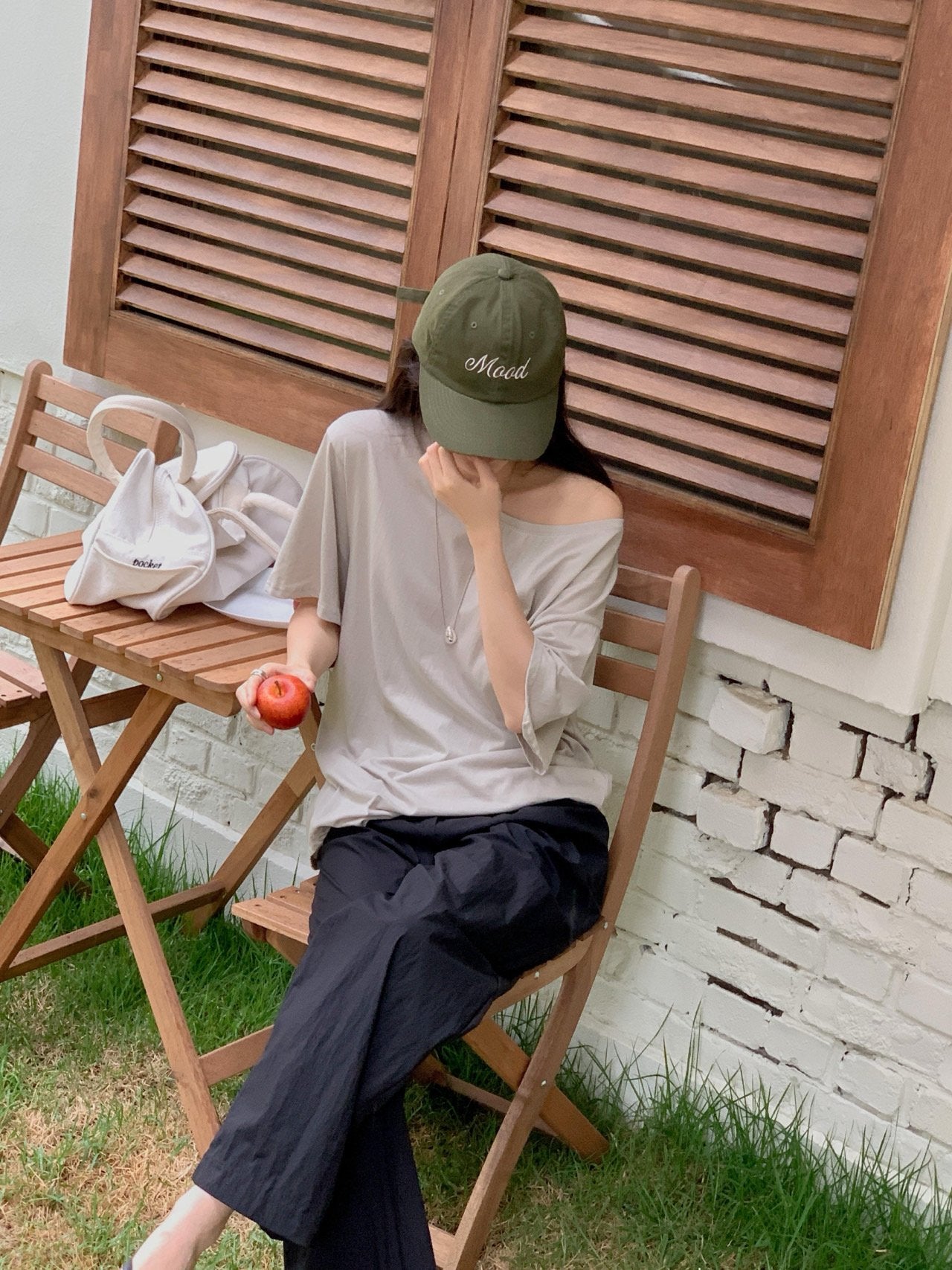 Off-shoulder T-4col