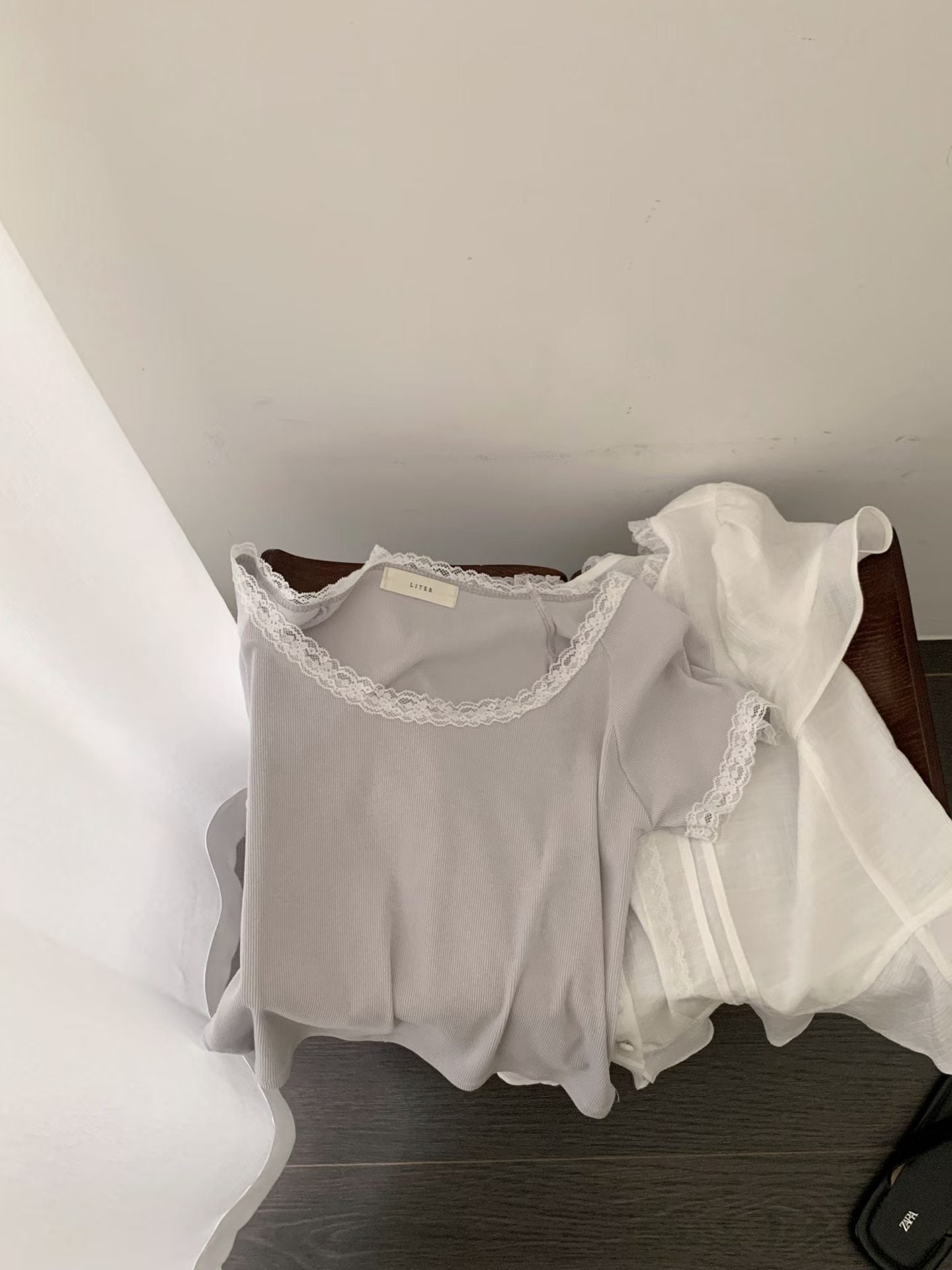 liter gelato lace T-2col