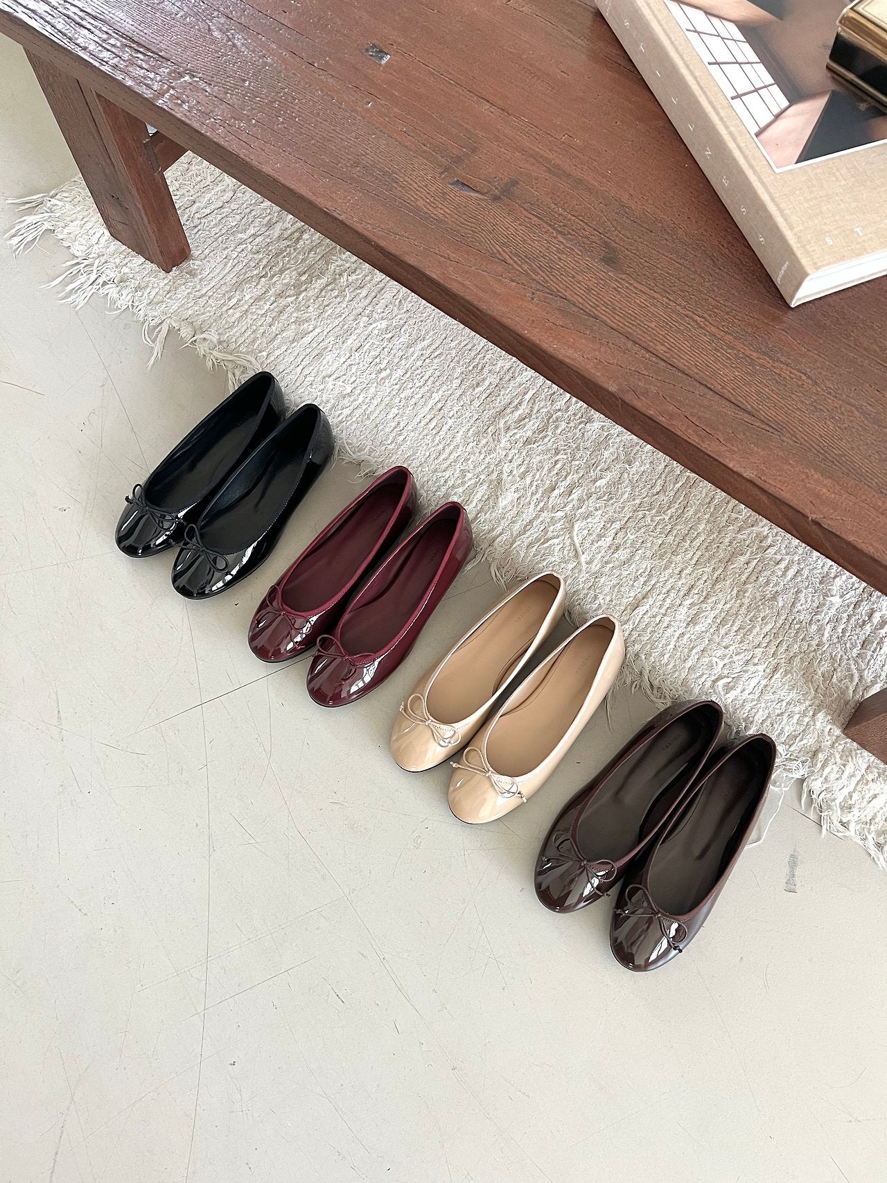 Enamel ribbon flats