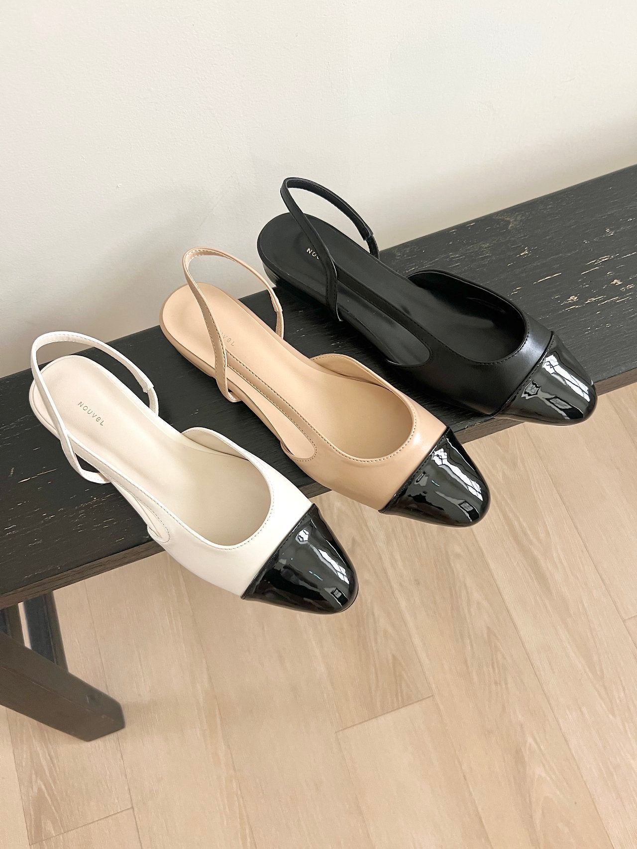 Two-tone color-block sling back