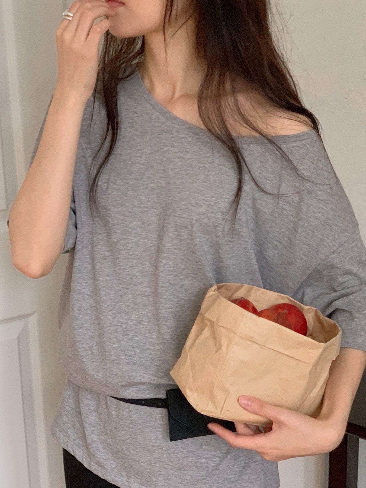 Off-shoulder T-4col