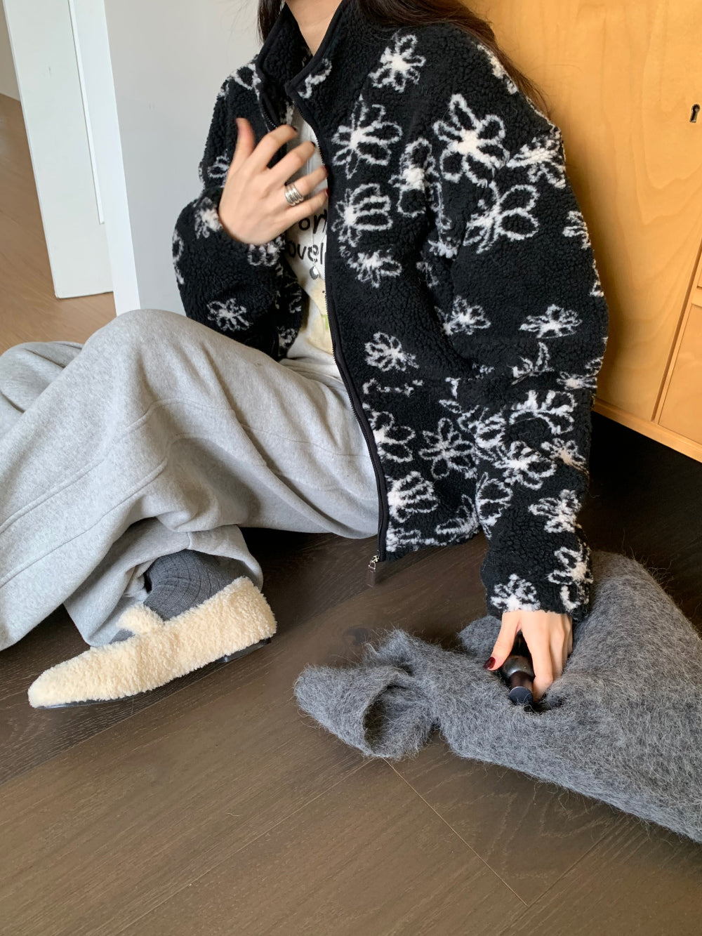 rosy flower jumper-2col