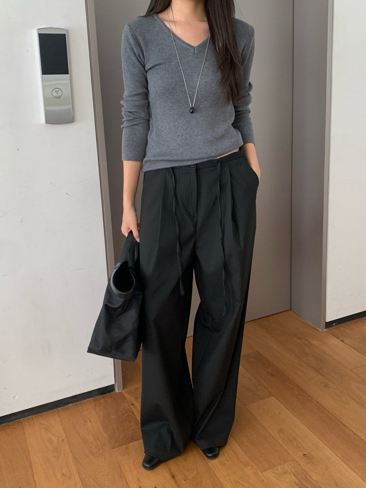 Ibon V-Neck knit-4col