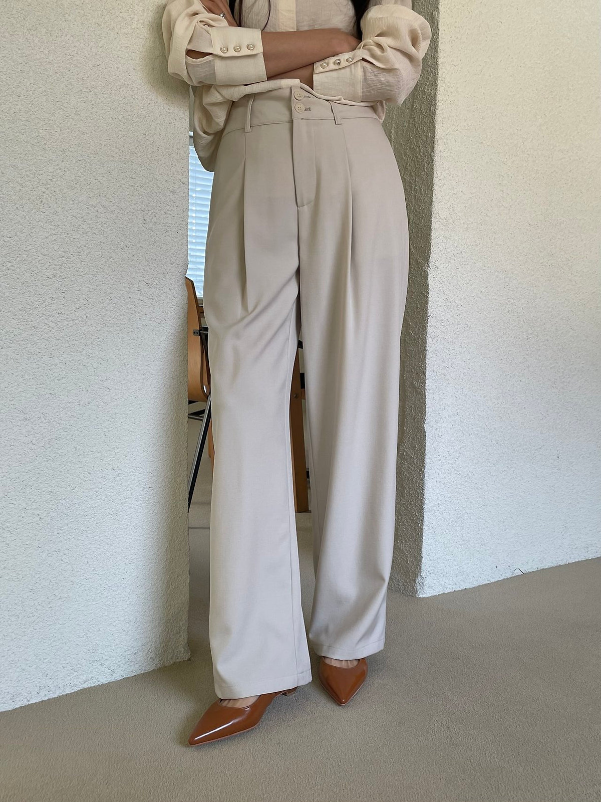 Lua Pointed Slingback