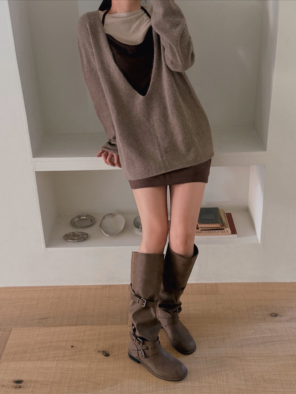 belted slouch boots-2col