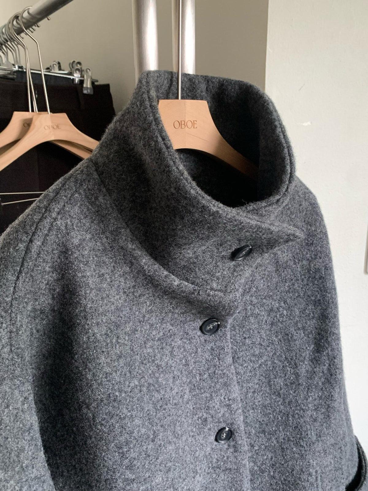 berry half bouclé ct 100% wool-2col