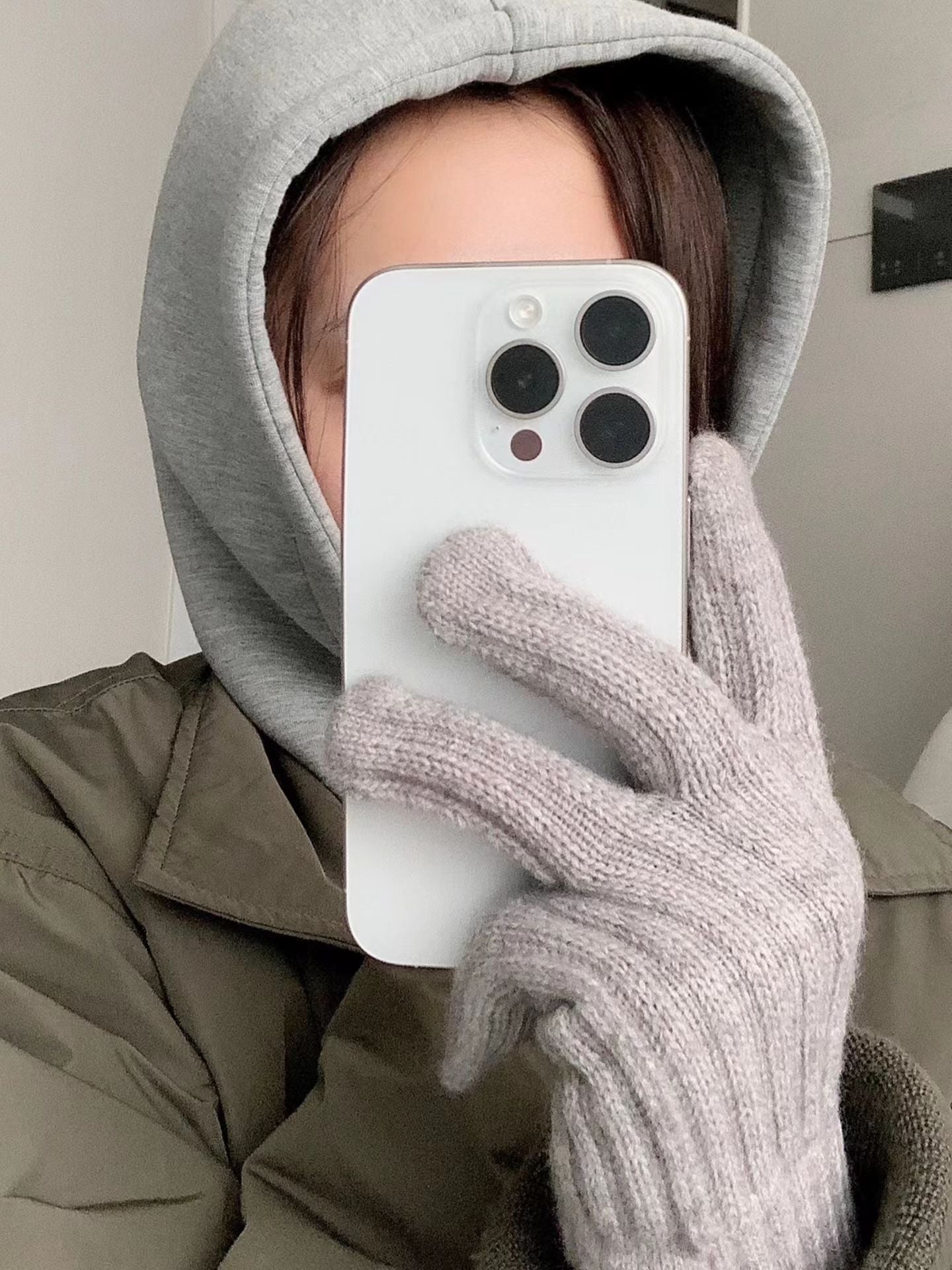 Snow Finger hole Gloves