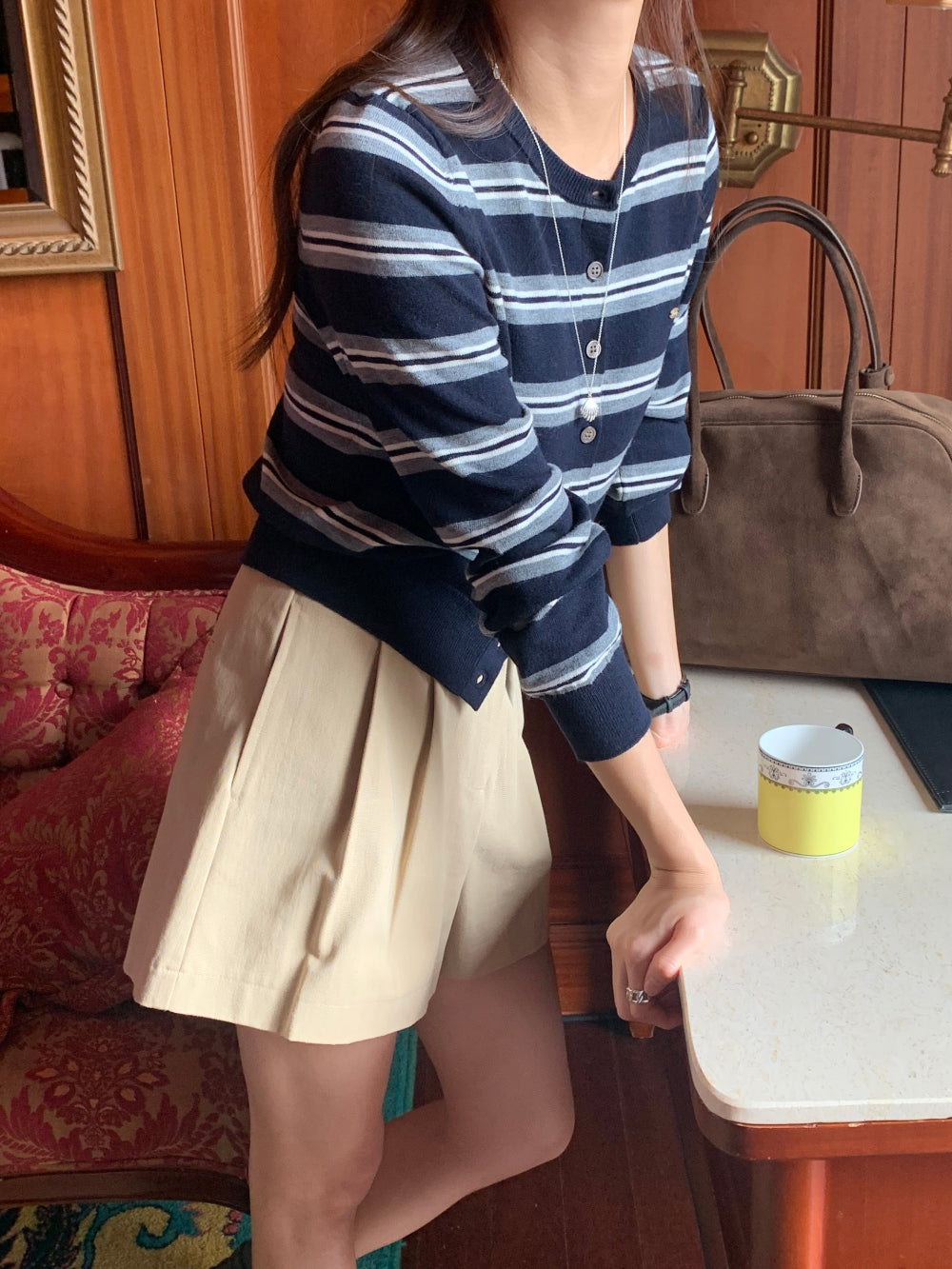 motion s.t cardigan-2col