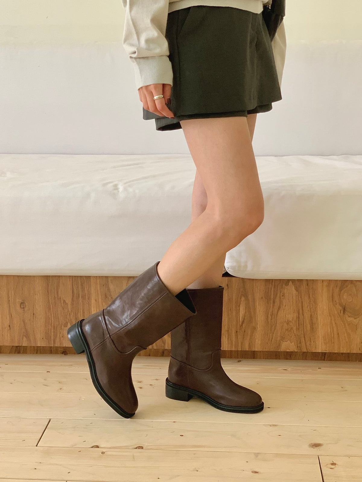 Vintage mid boots-2col