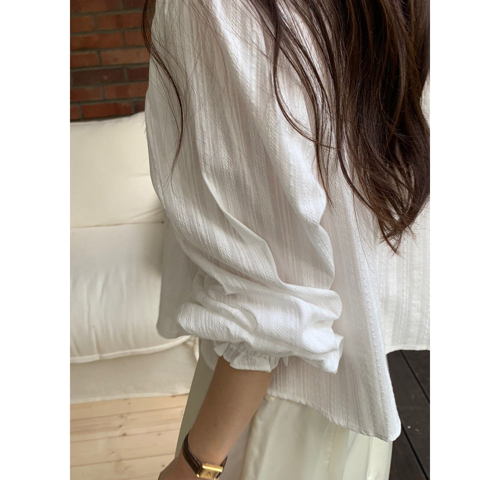 Moai Blouse-2col