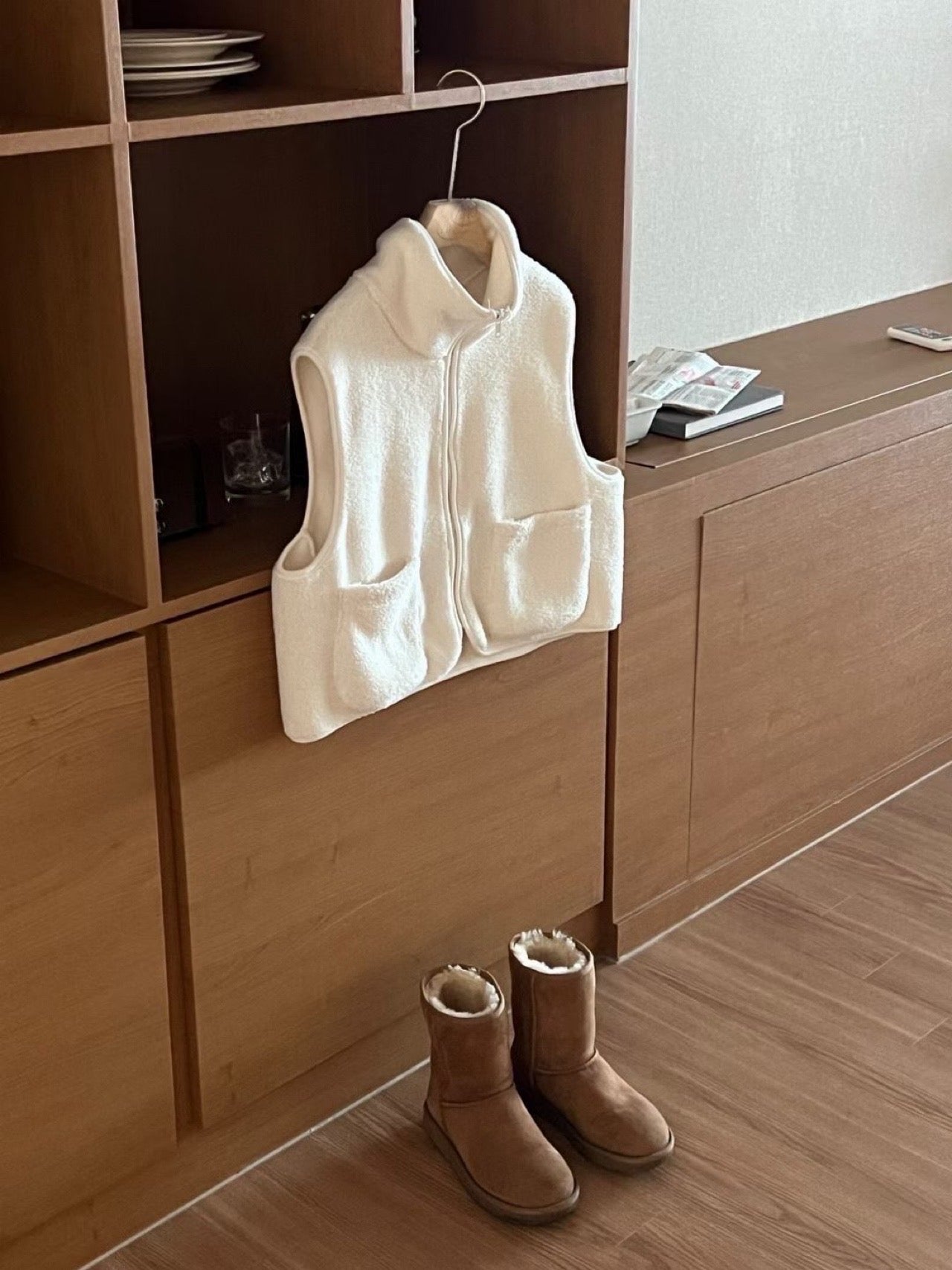 Bear fleece vest zip up-2col