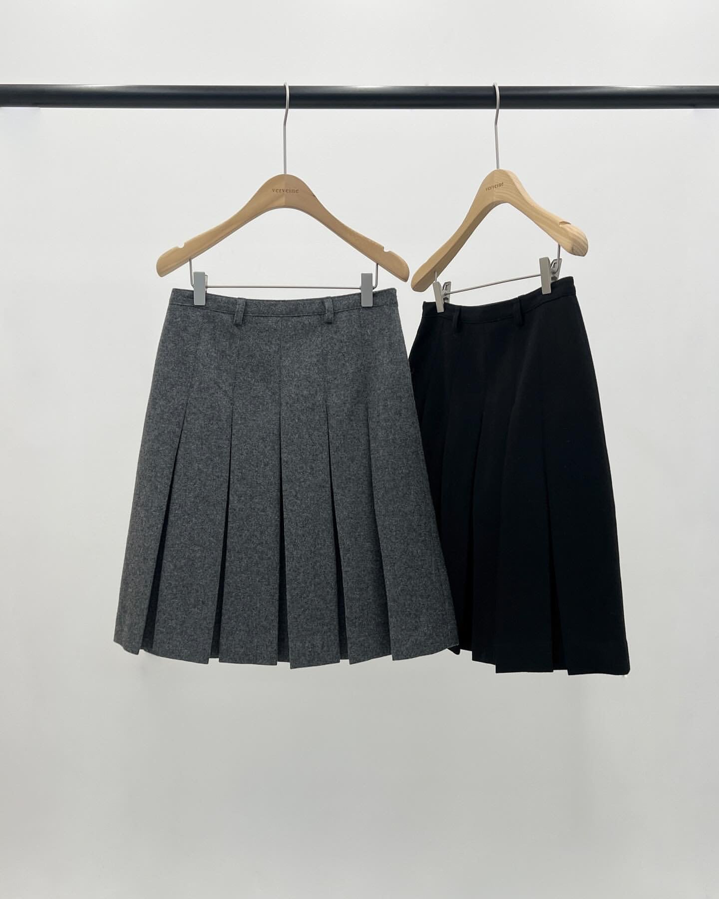 Watson's wool pleats midi skirt-2col