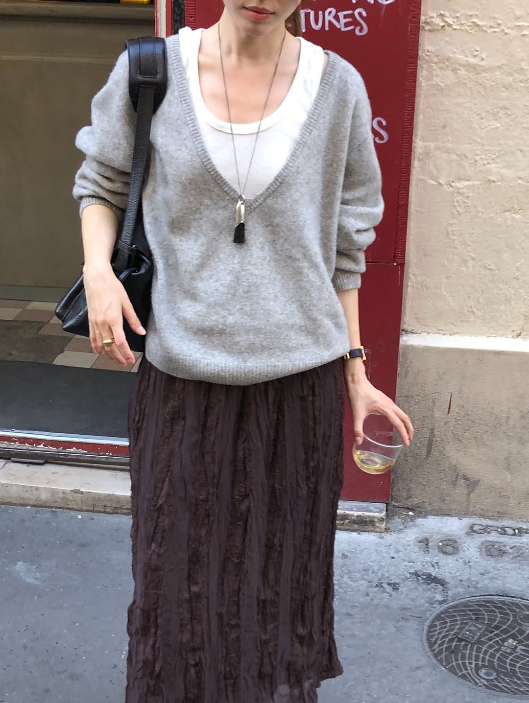 Celine cashmere wholegarment deep V-neck knit-3col