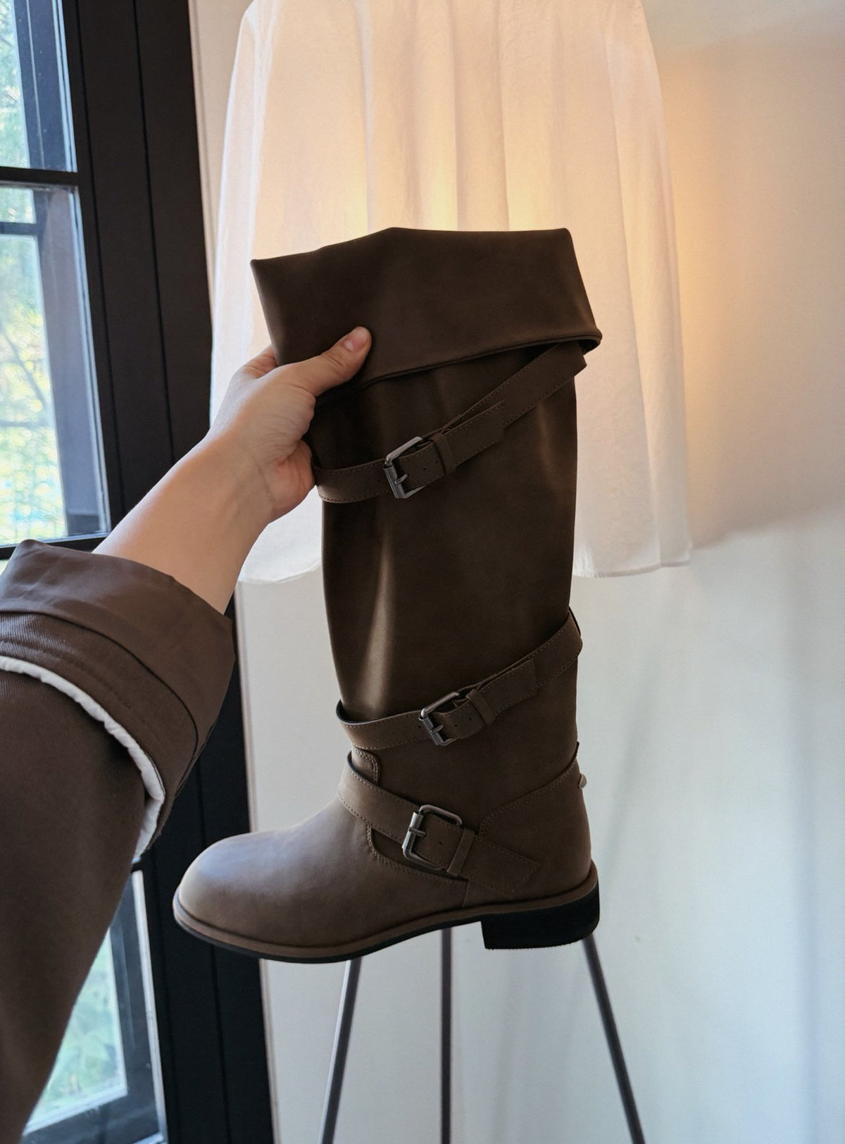 belted slouch boots-2col