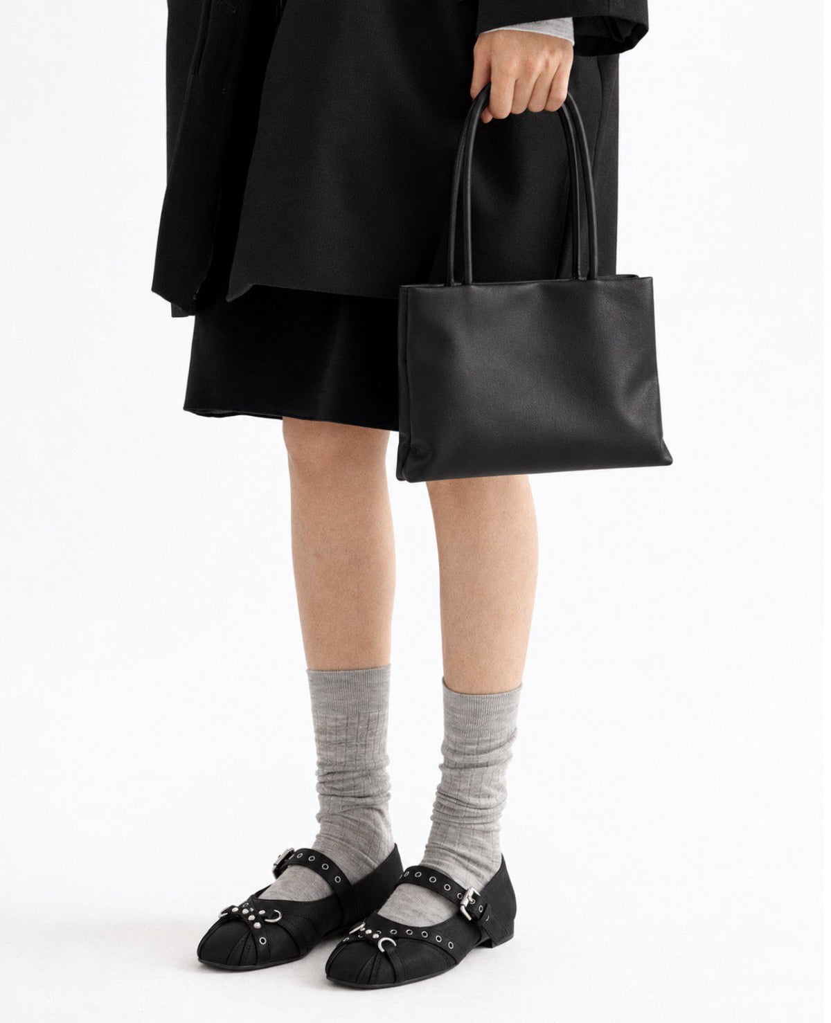 chrome eyelet flat-2col