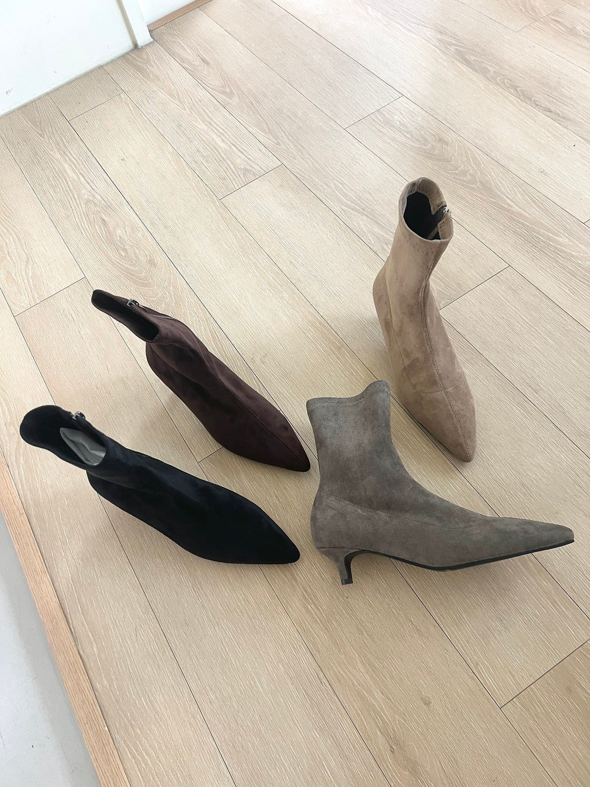Stretch Suede Ankle Boots-4col