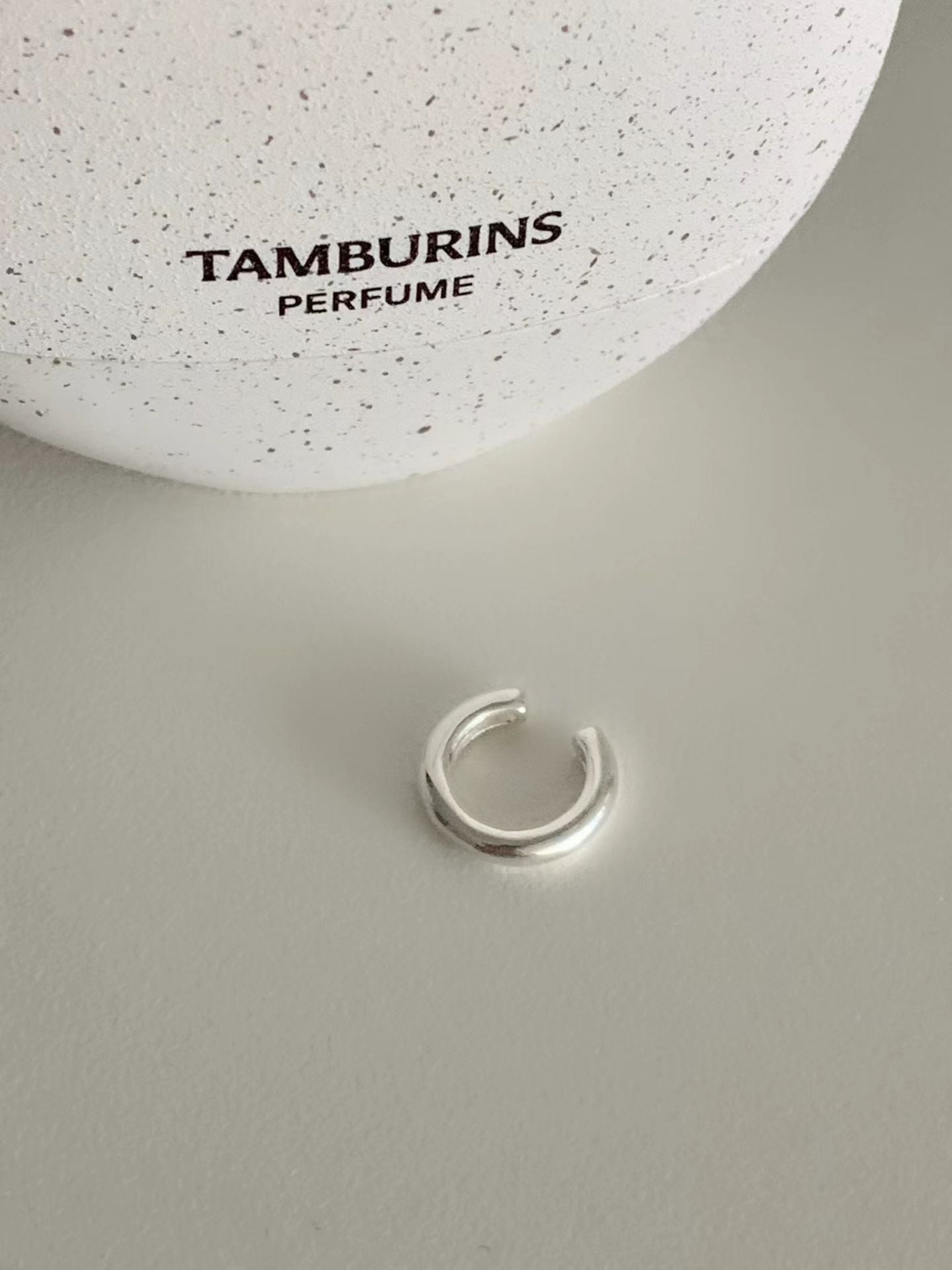 Edge ear cuff