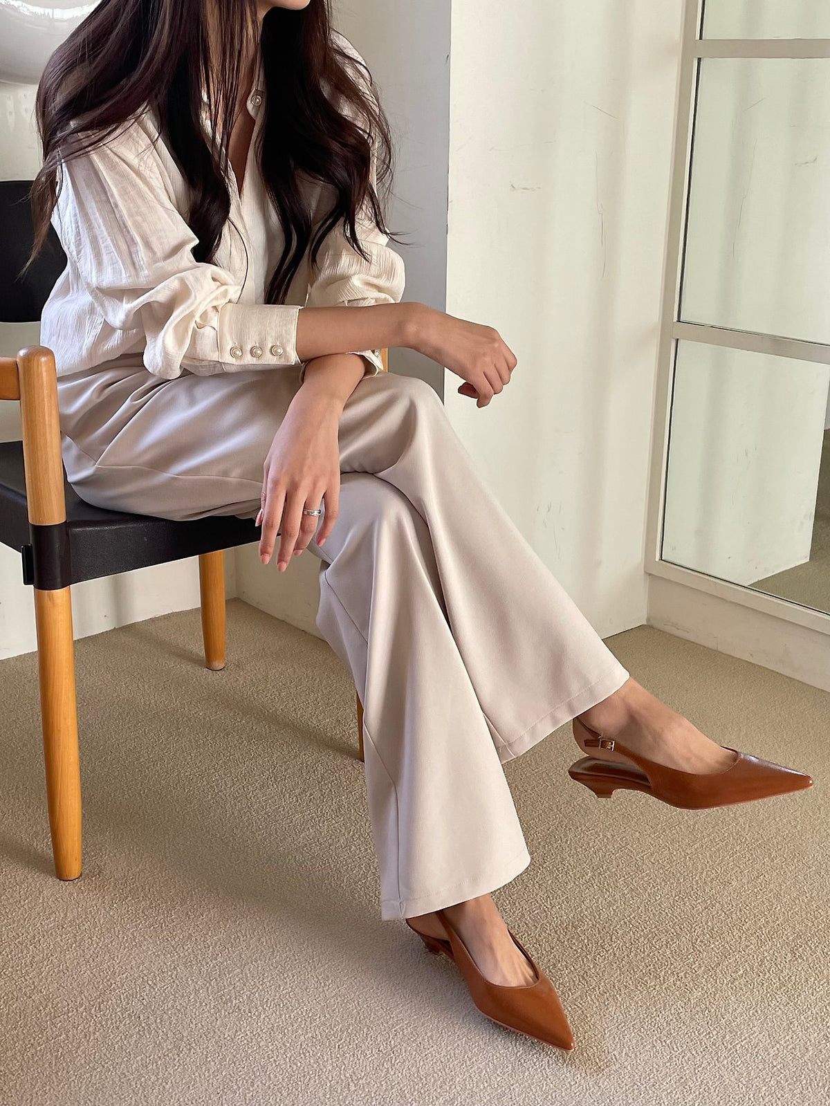 Lua Pointed Slingback