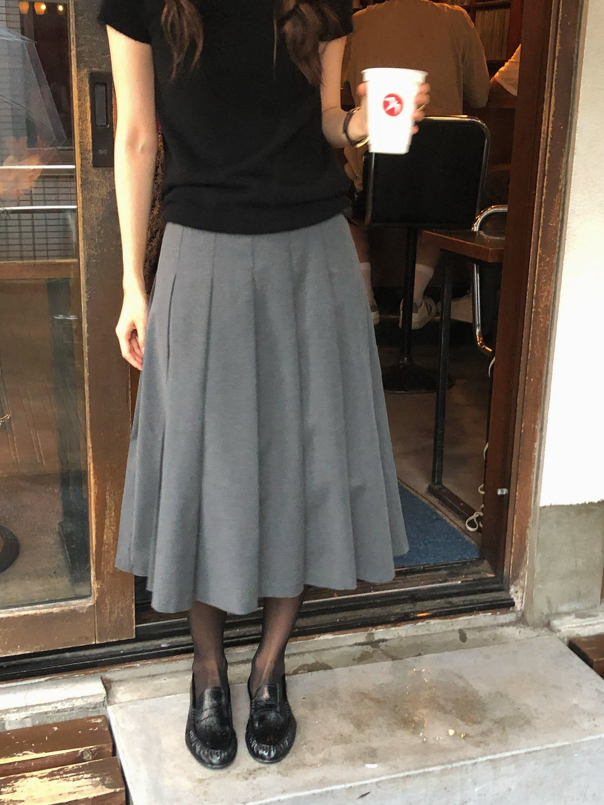 berry pleated midi skirt-2col
