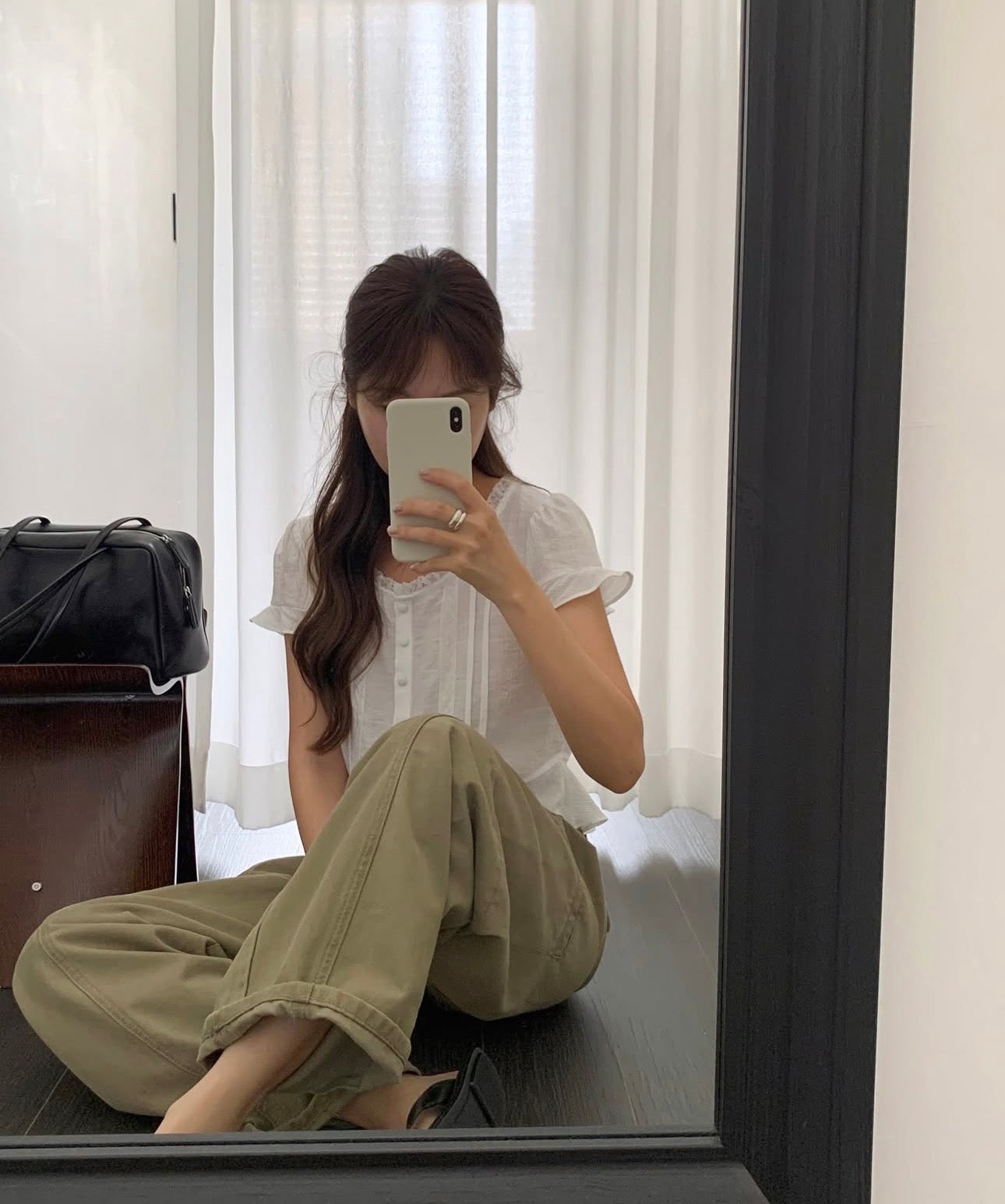 liter flily frill blouse