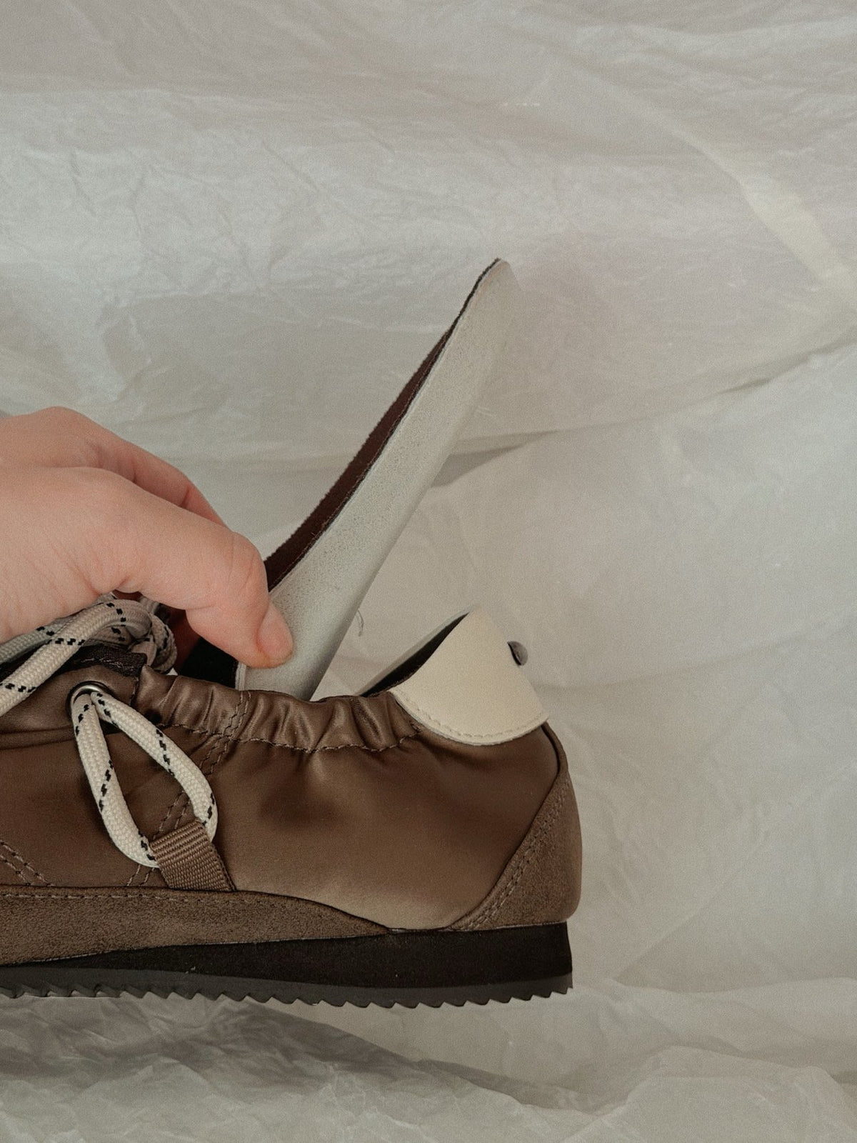 hazel satin sneakers-2col