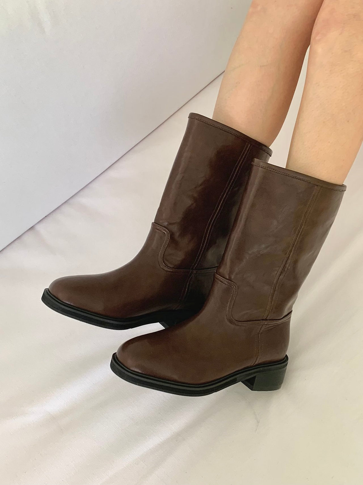 Vintage mid boots-2col