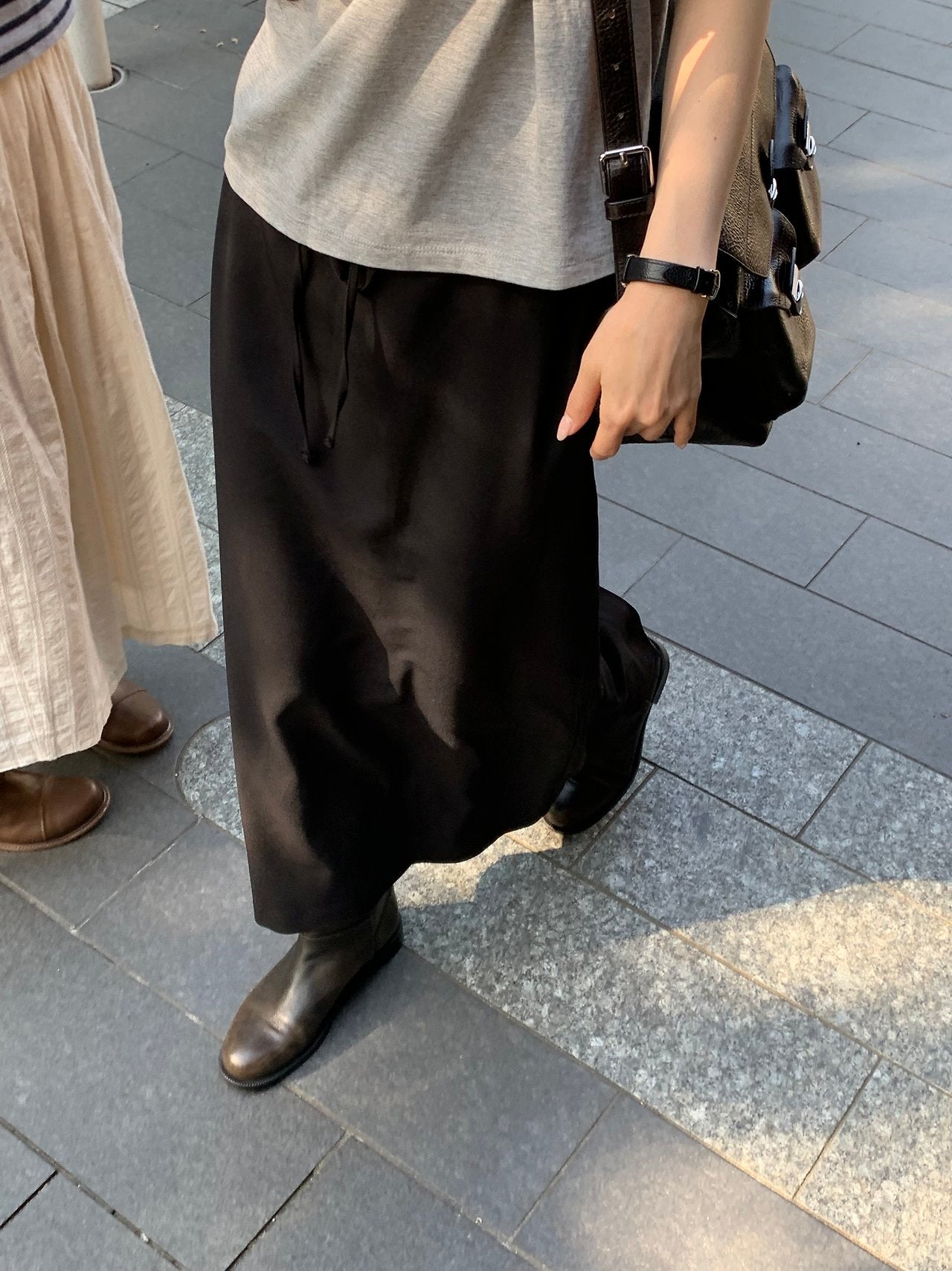 Usual silky skirt-2col