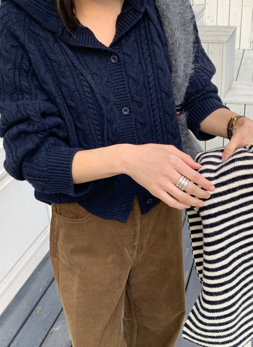 mona hood cardigan-3col