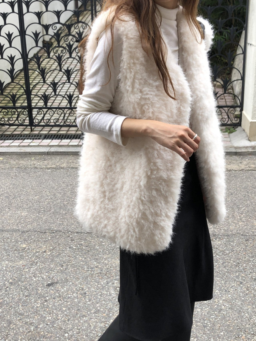 Kelly shearling vest