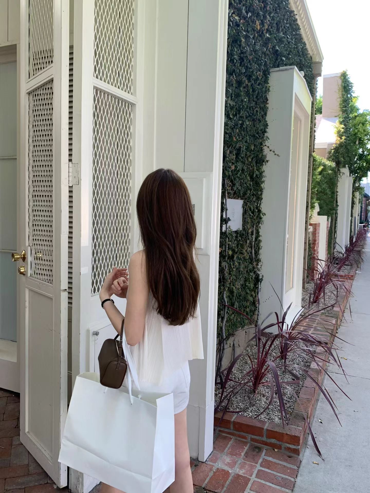 ivory即納 Ounce round pleated sleeveless-3col