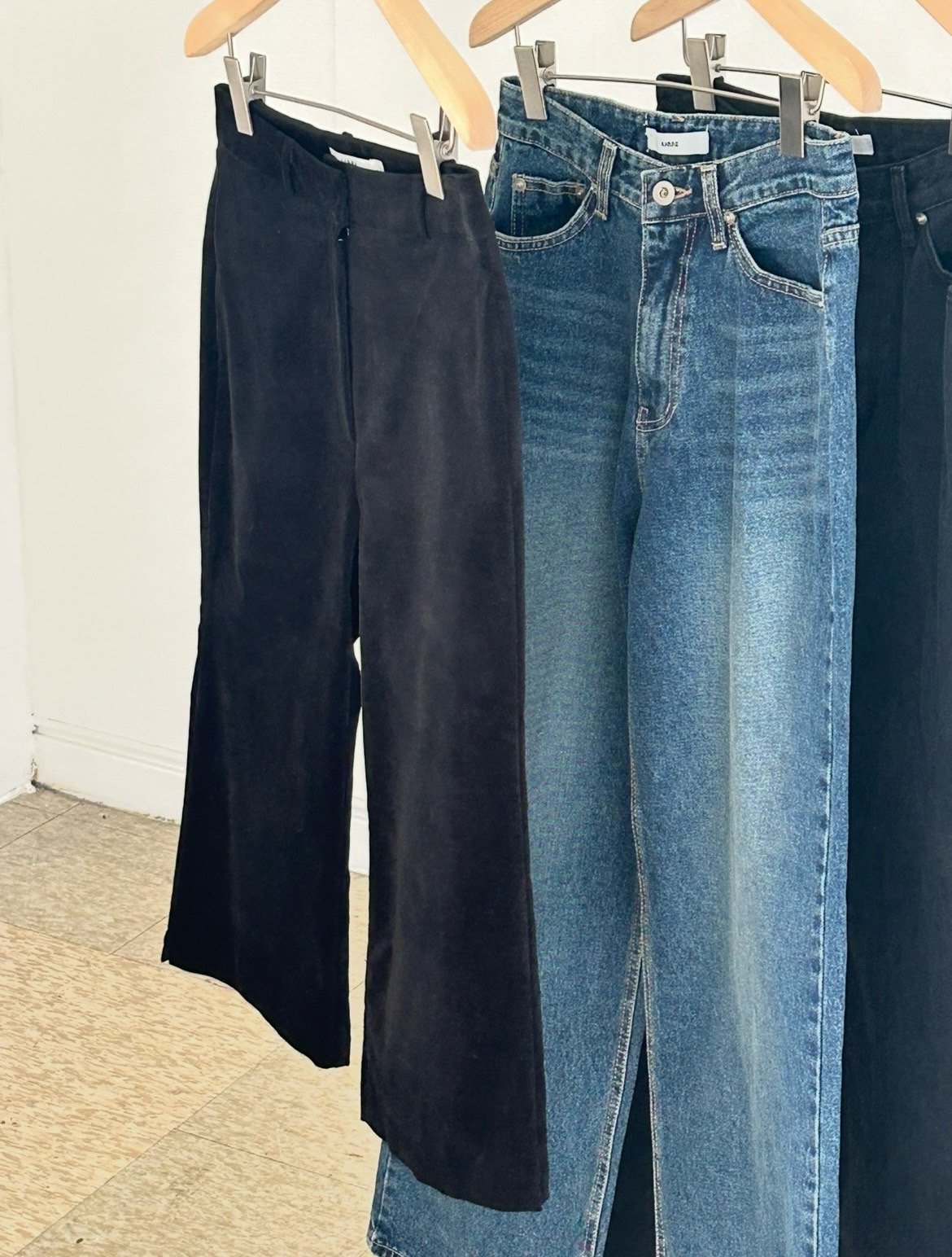 velvet capri pants