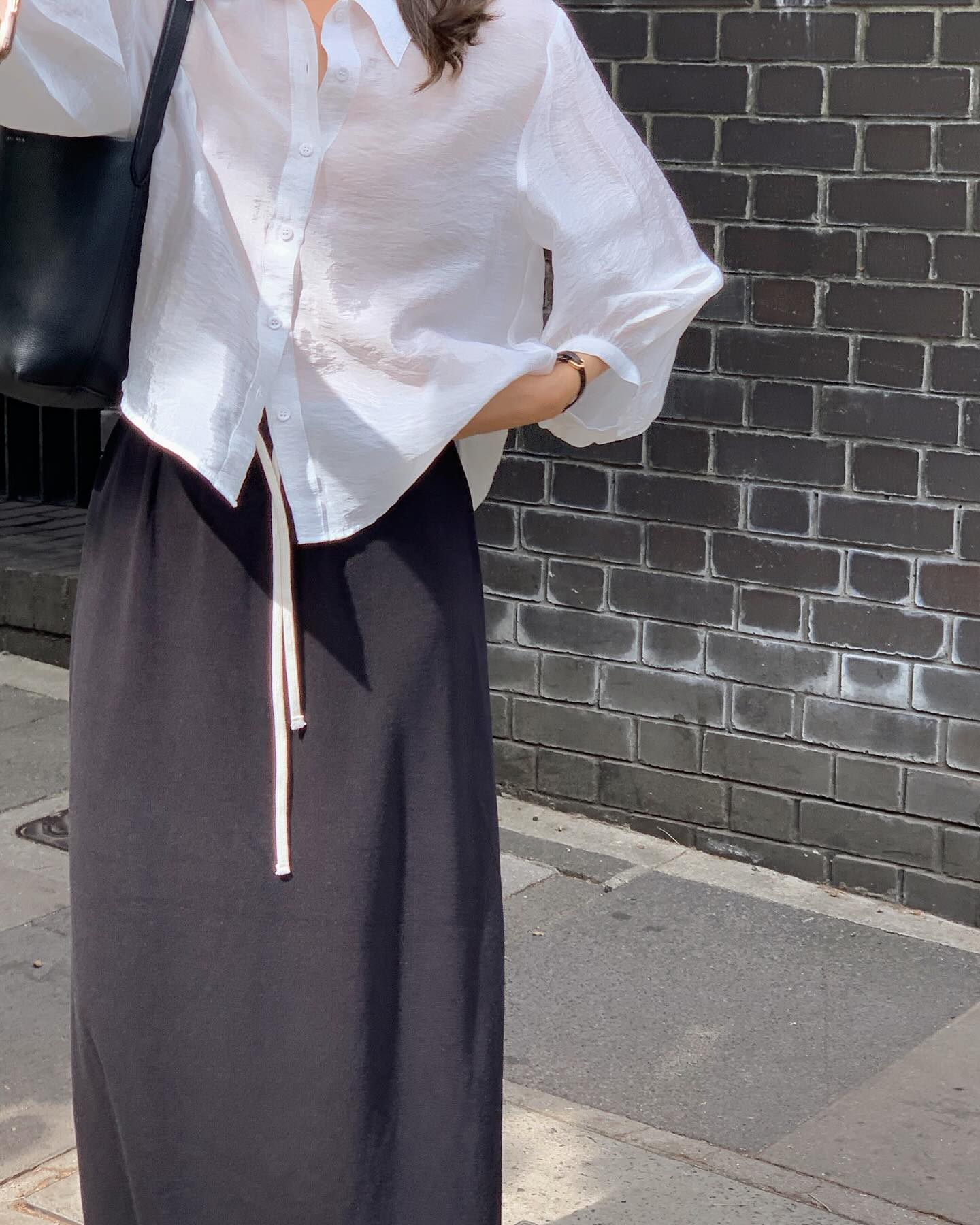 liter eclat tencel puff blouse-2col
