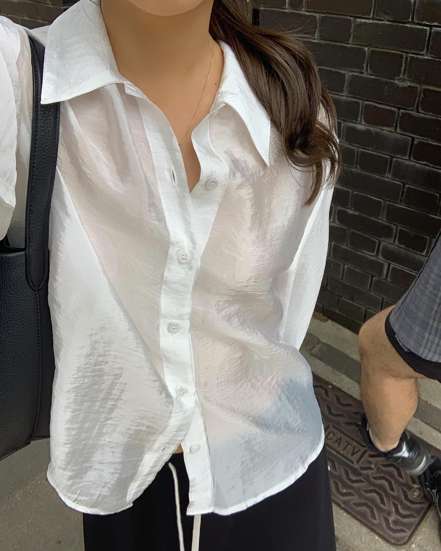 liter eclat tencel puff blouse-2col