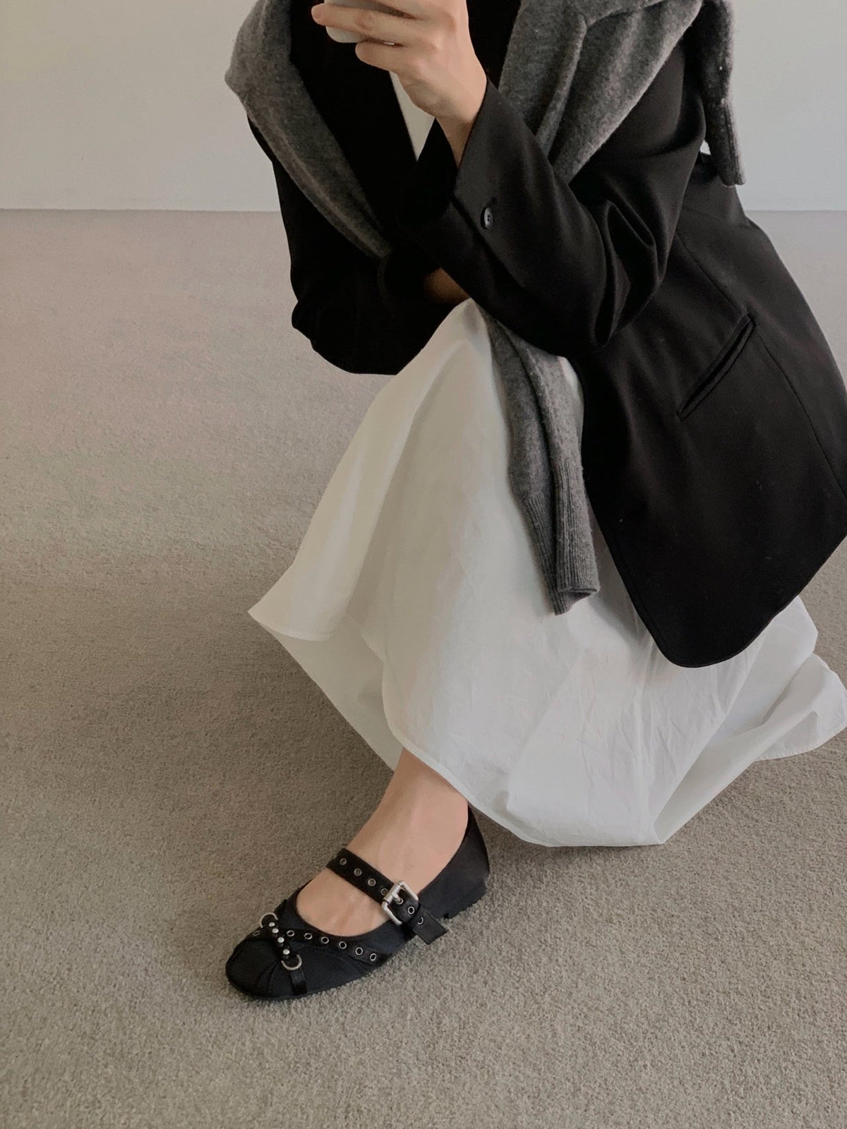 chrome eyelet flat-2col