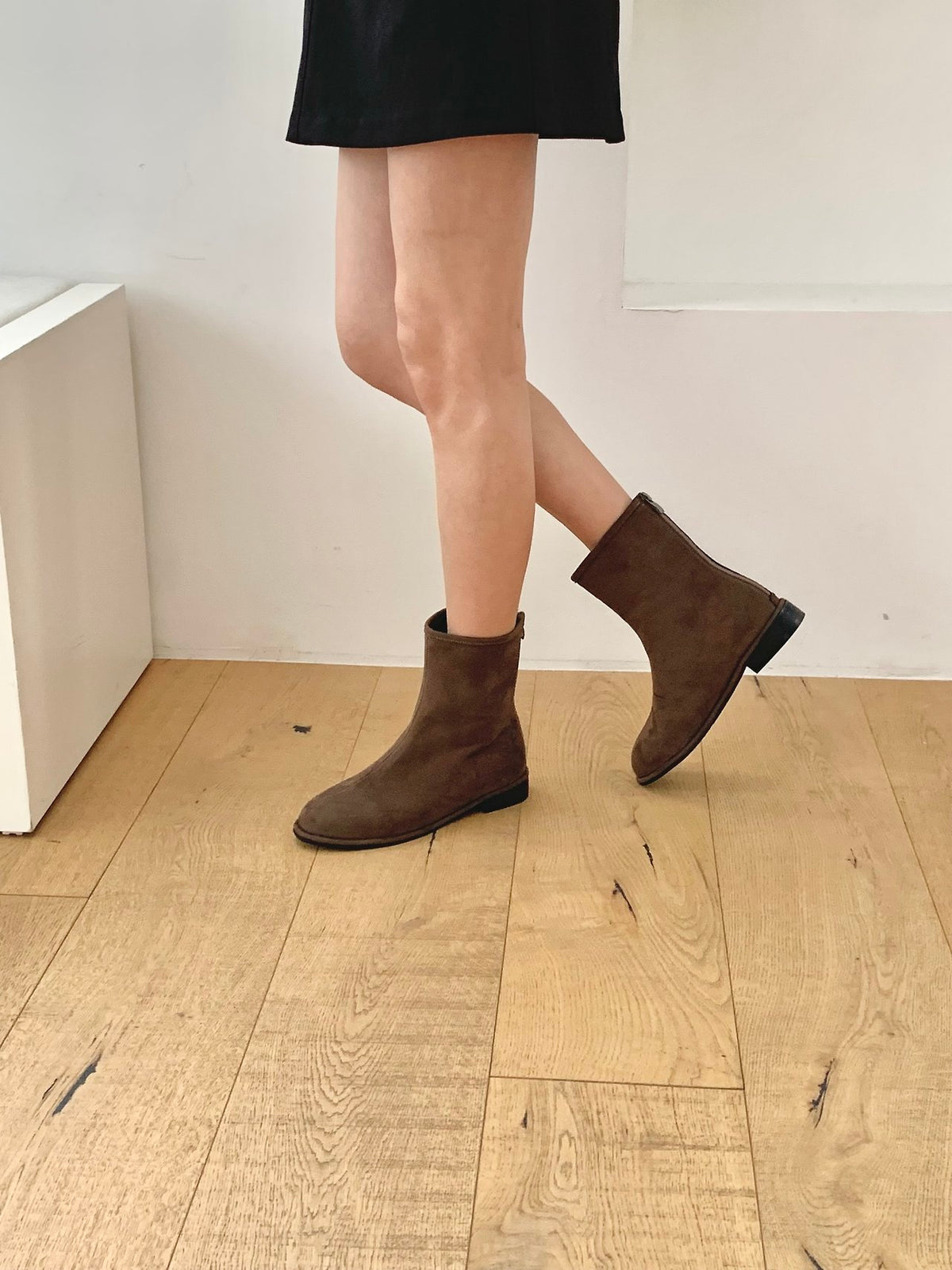 Suede Back-Zip Mid Boots-3col