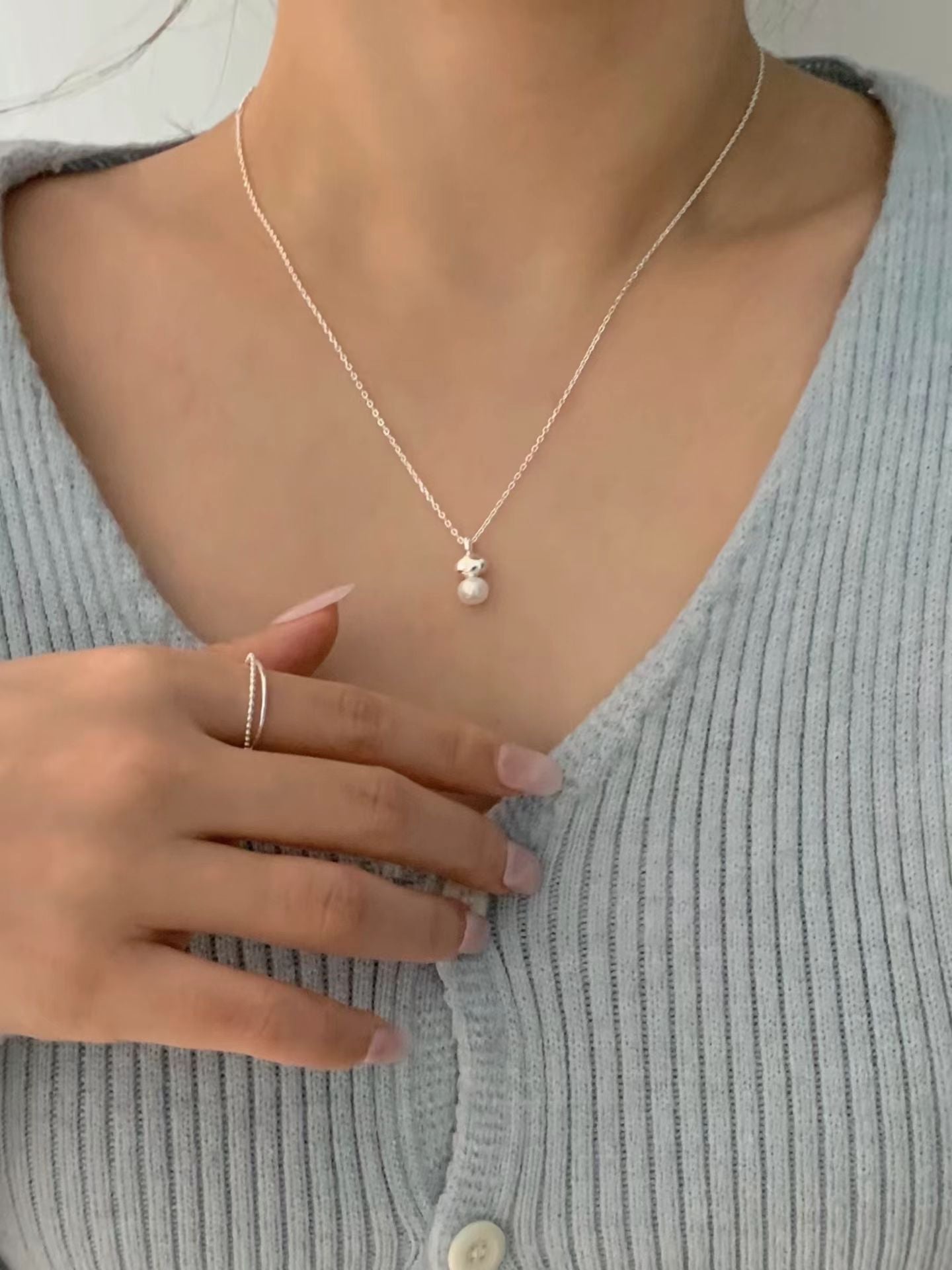 Pebble Stone Pearl Necklace