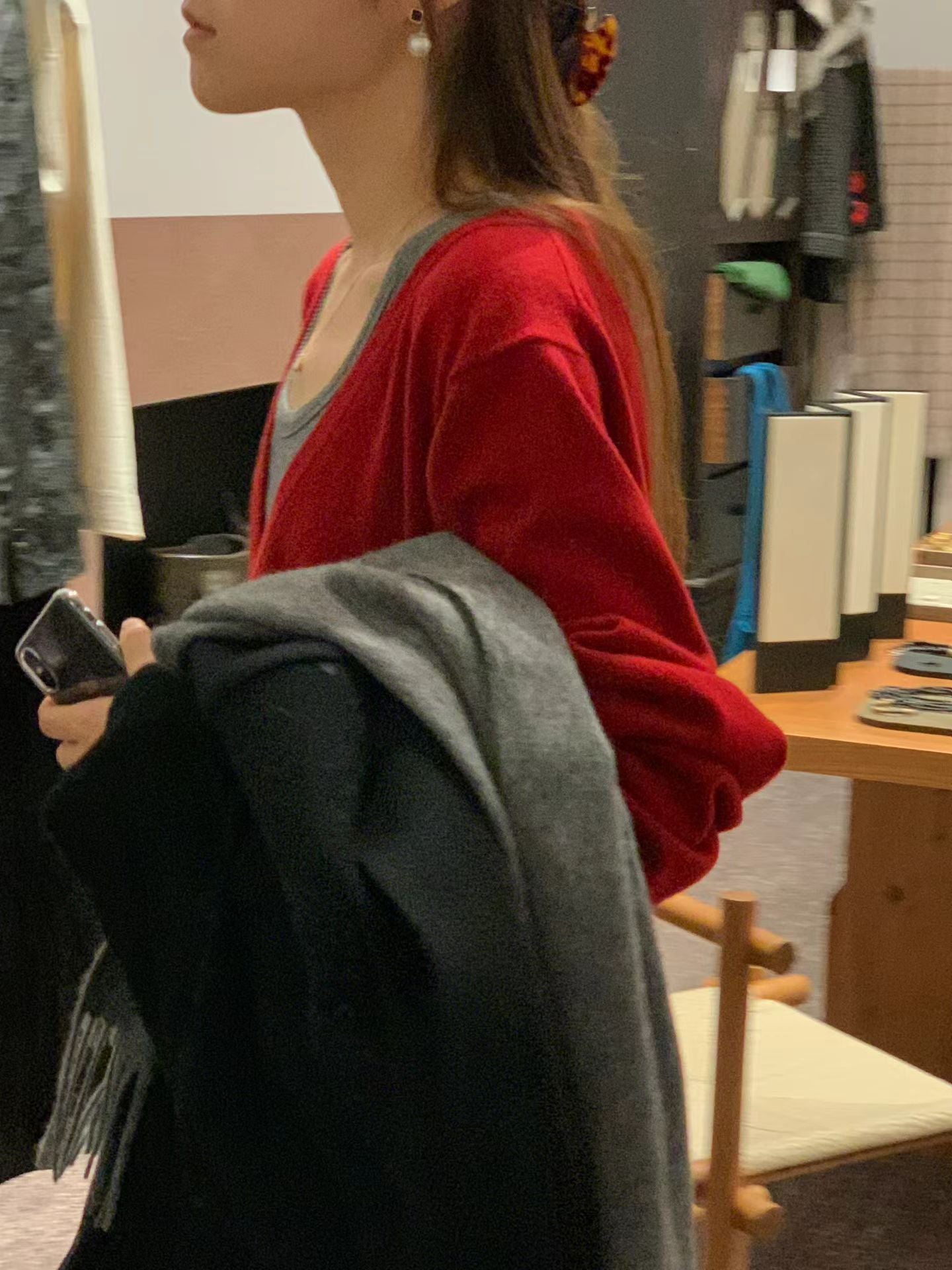 Ounce lage deep V-neck knit-3col