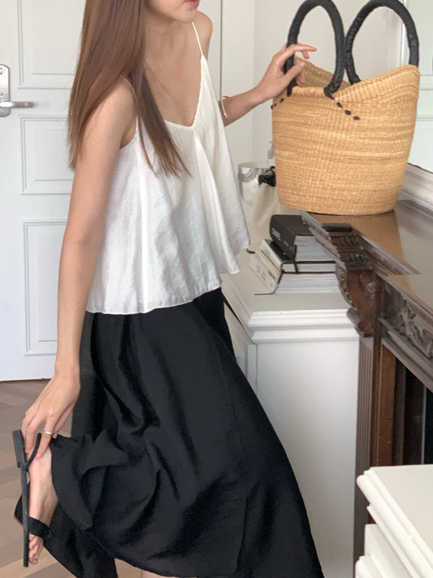 Move slit sleeveless blouse-2col