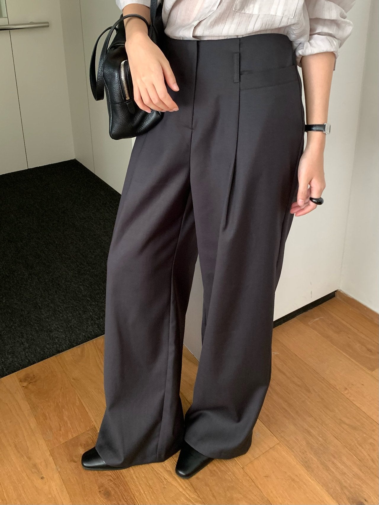 Root slacks-2col