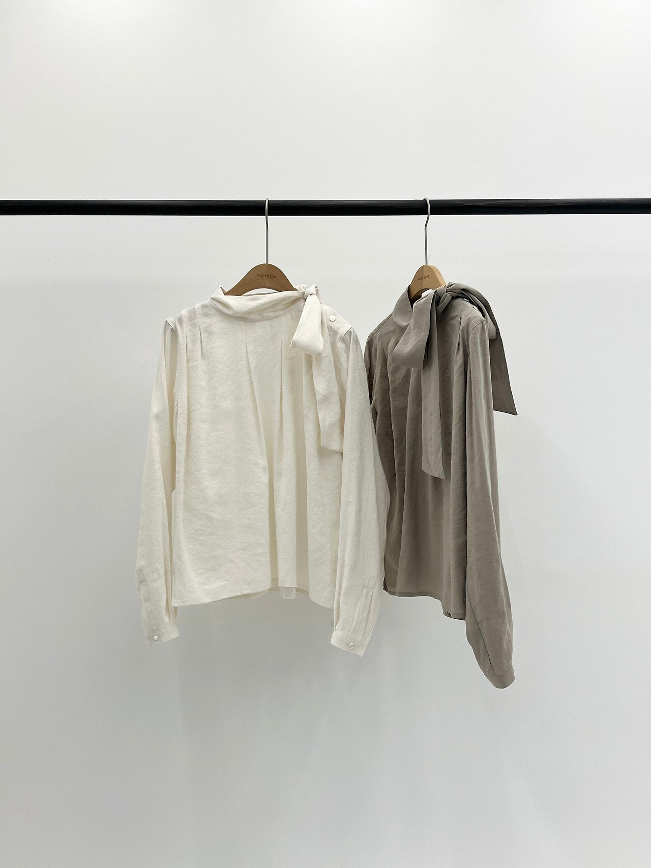 Ere scarf blouse-2col