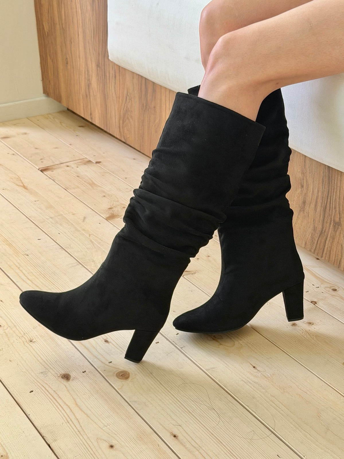 7cm Suede Wrinkle Long Boots-3col