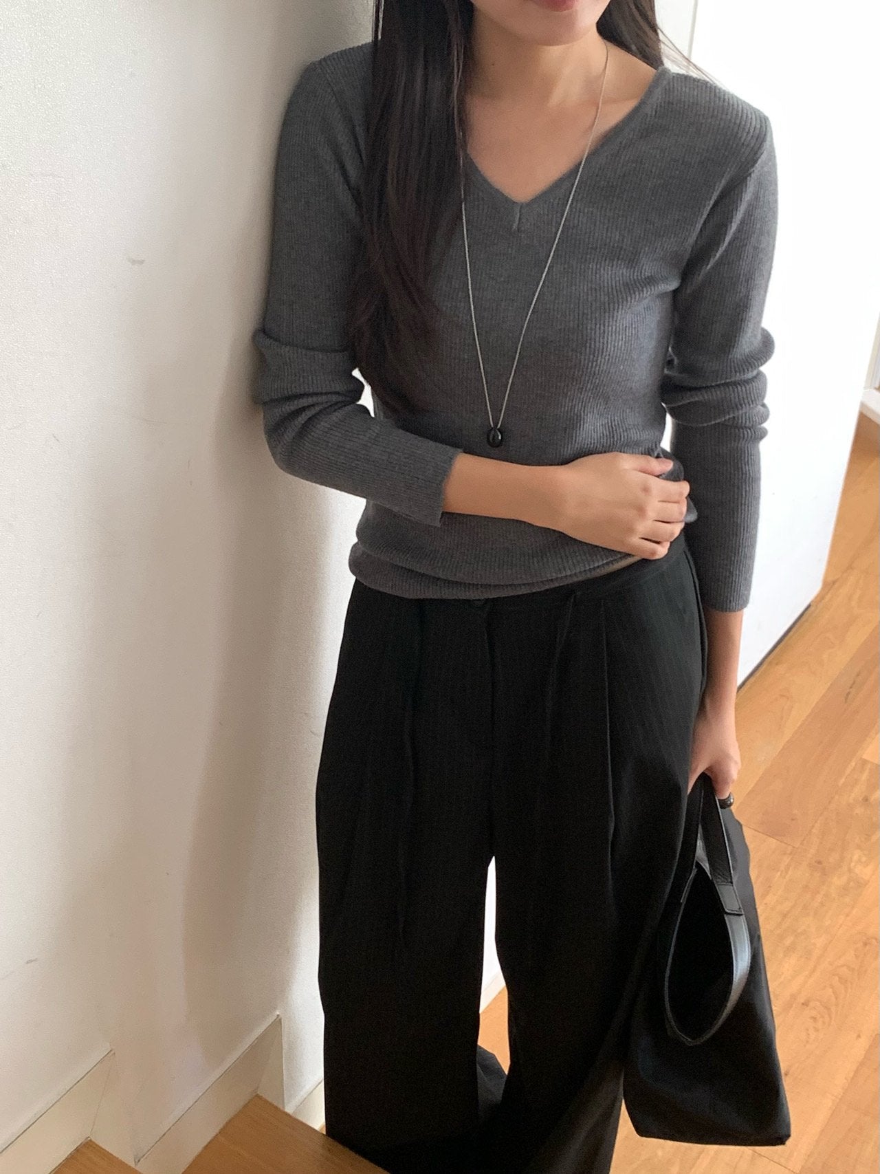 Ibon V-Neck knit-4col